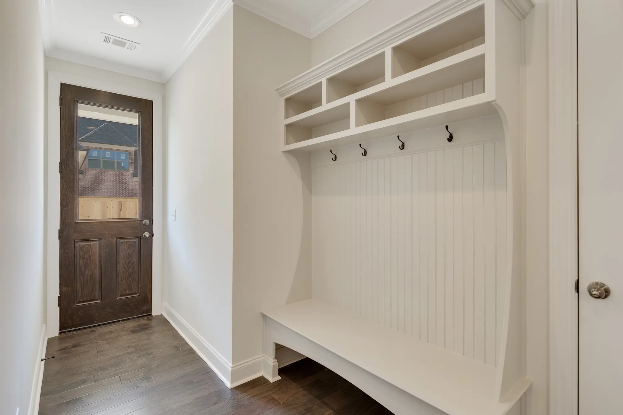 Ashford - Interior Photo 16