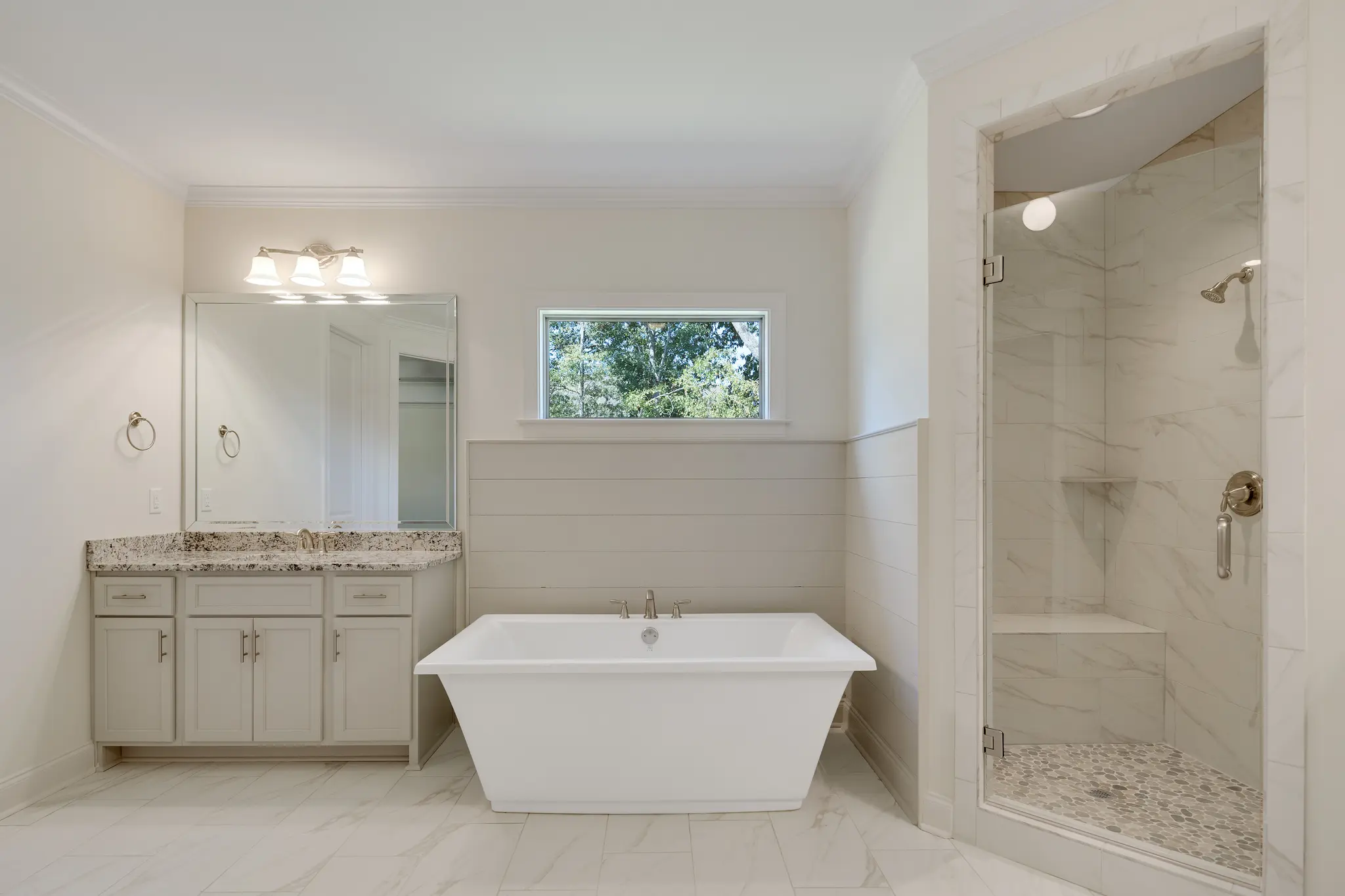 Ashford - Interior Photo 19