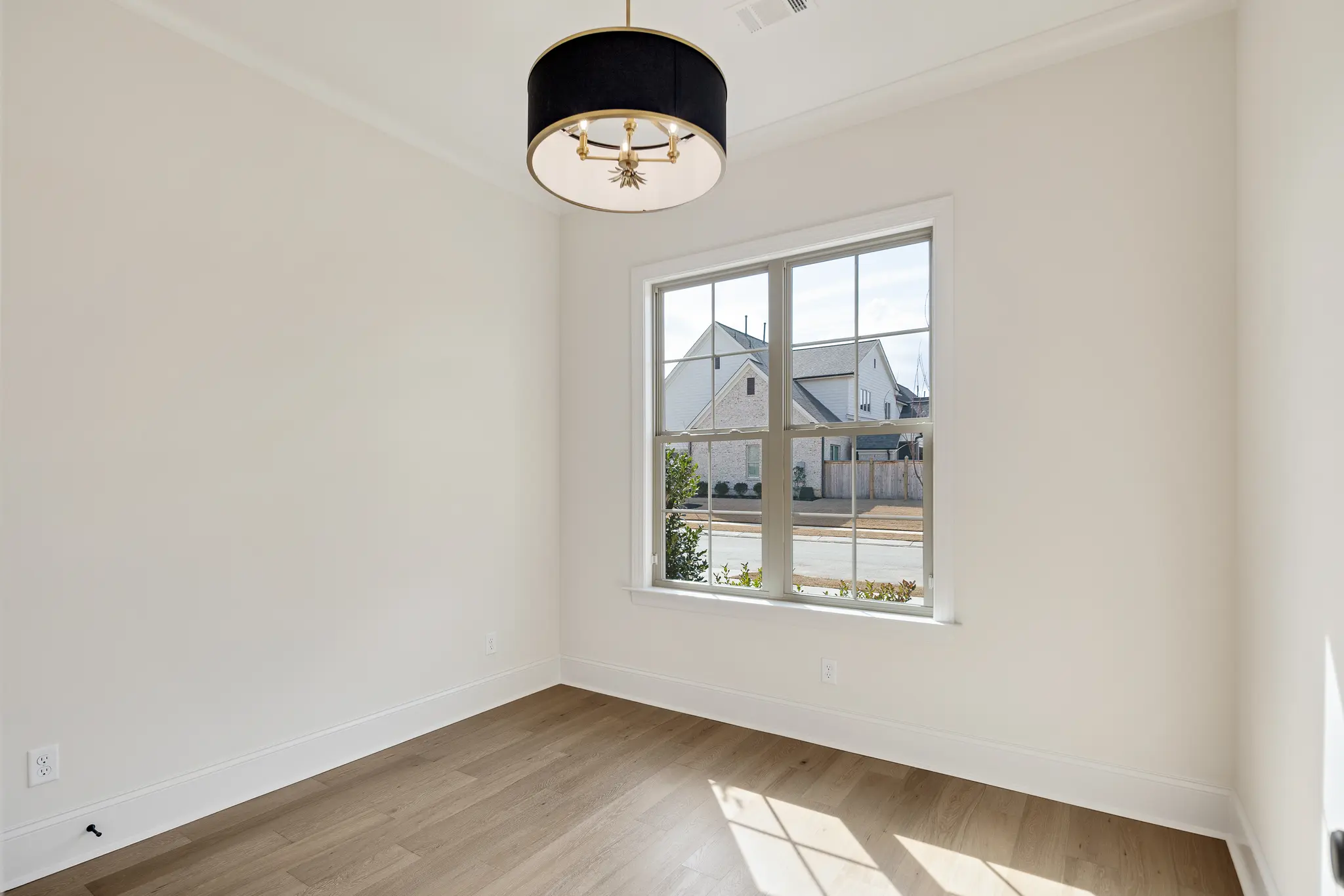 Waverly - Interior Photo 21