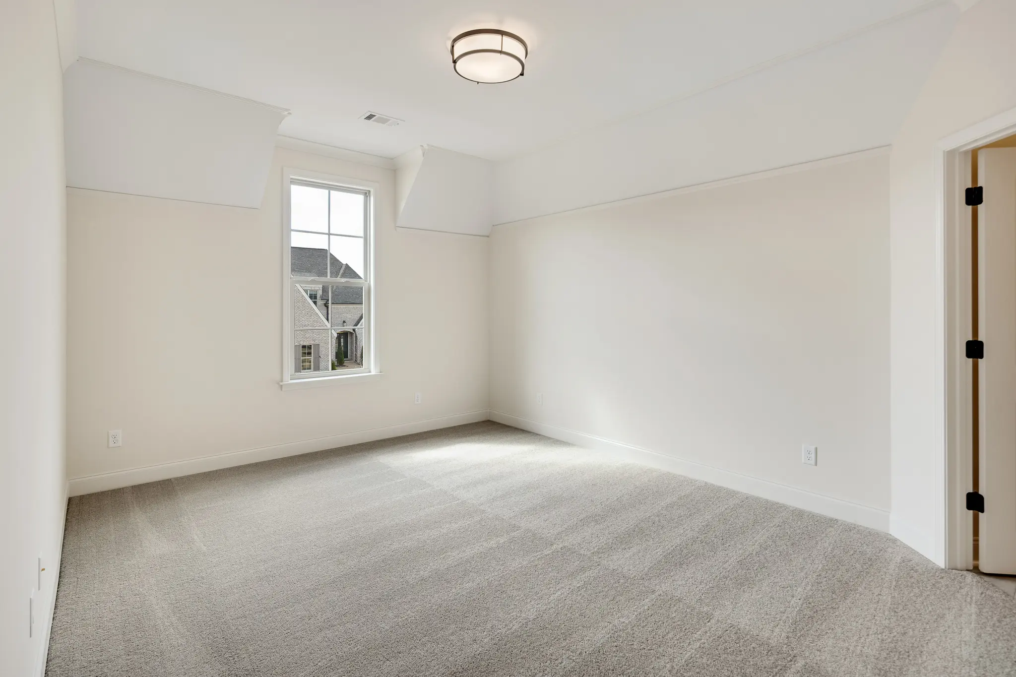 Waverly - Interior Photo 23