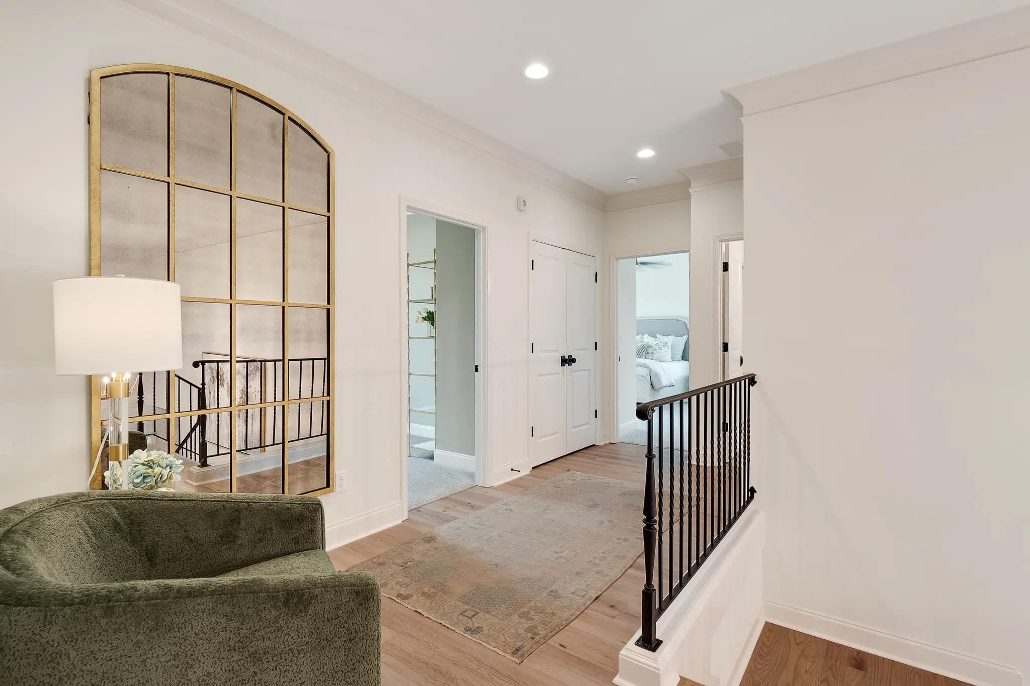 Orchard - Interior Photo 16