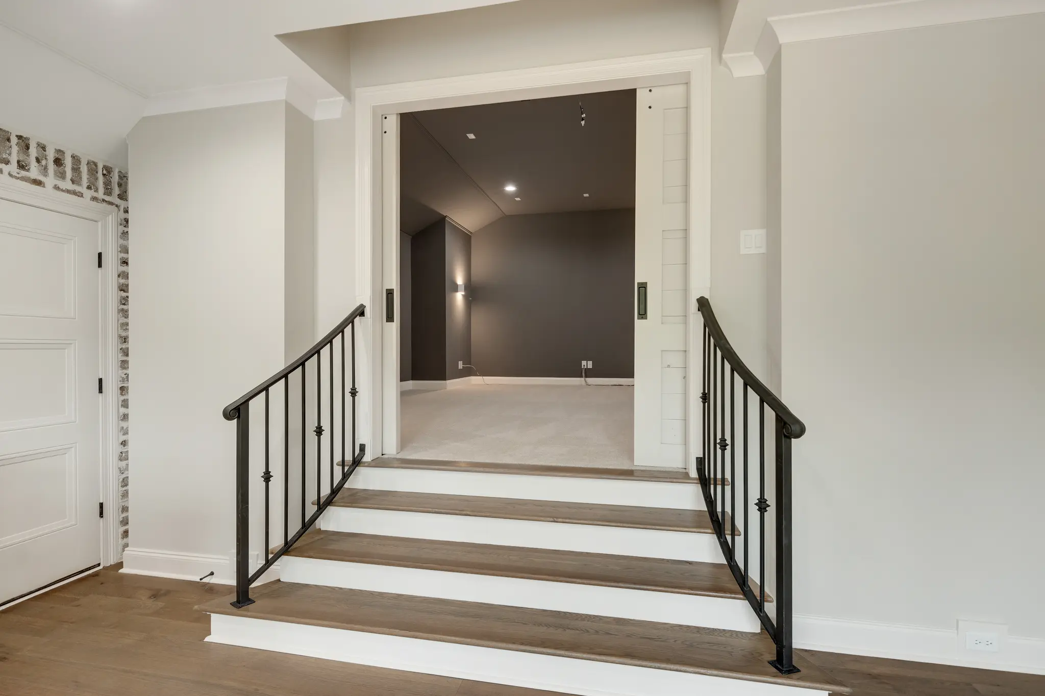 Shepherd - Interior Photo 18
