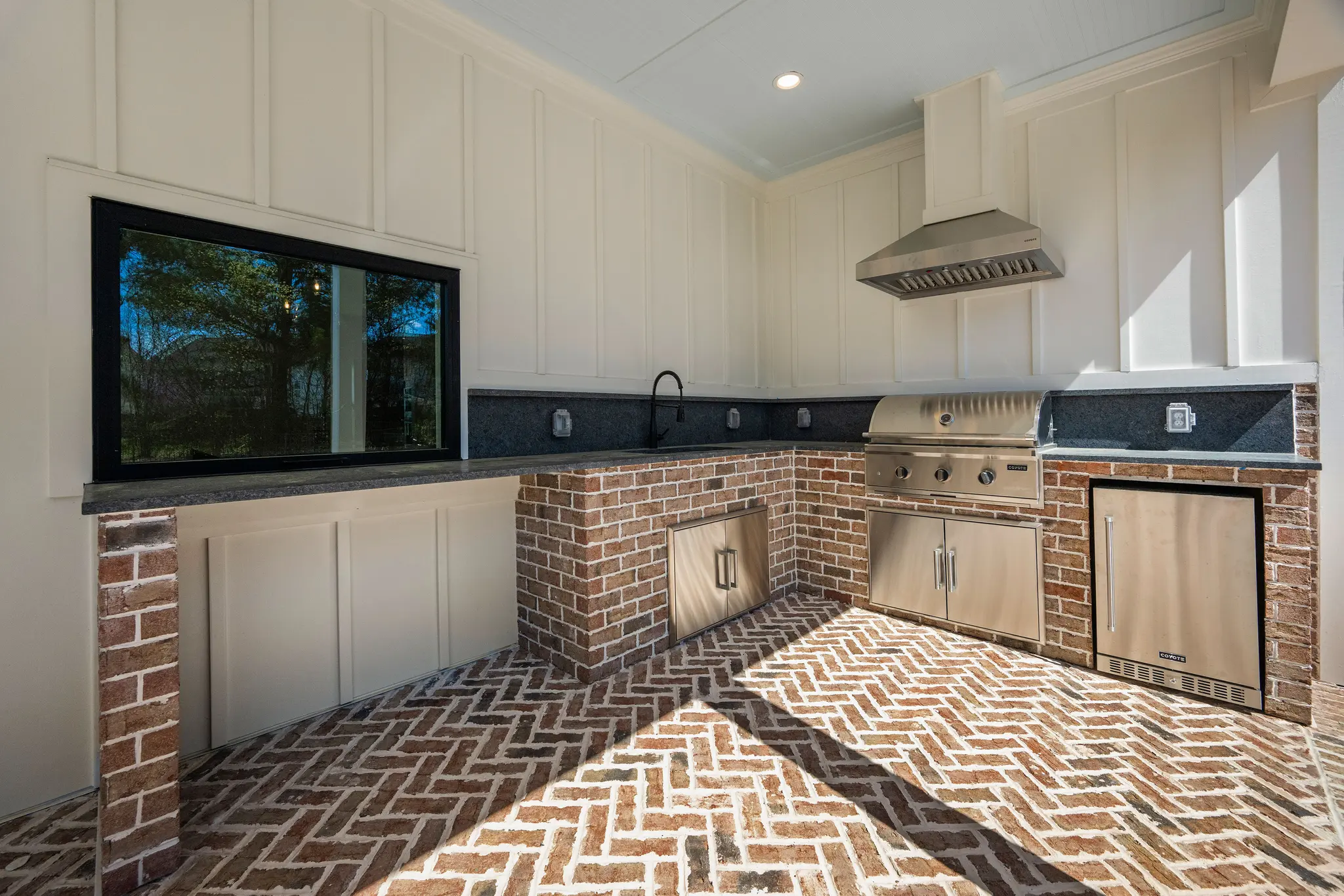 Daisy - Interior Photo 5