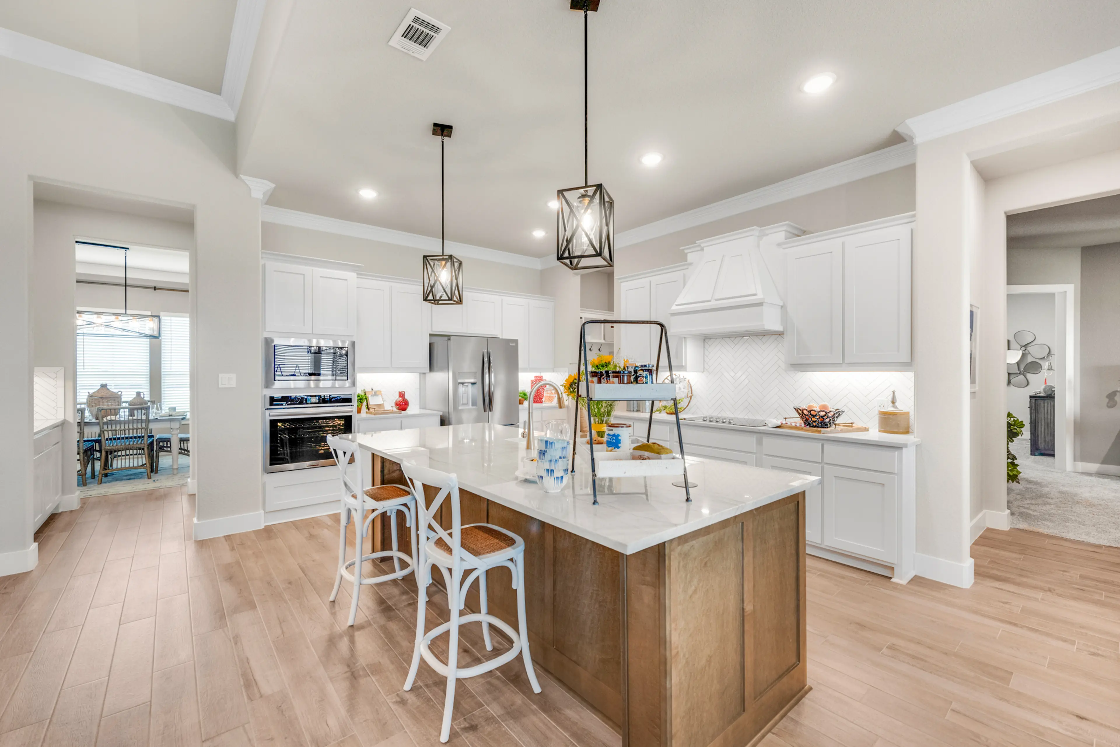 Slide - Foxglove Kitchen