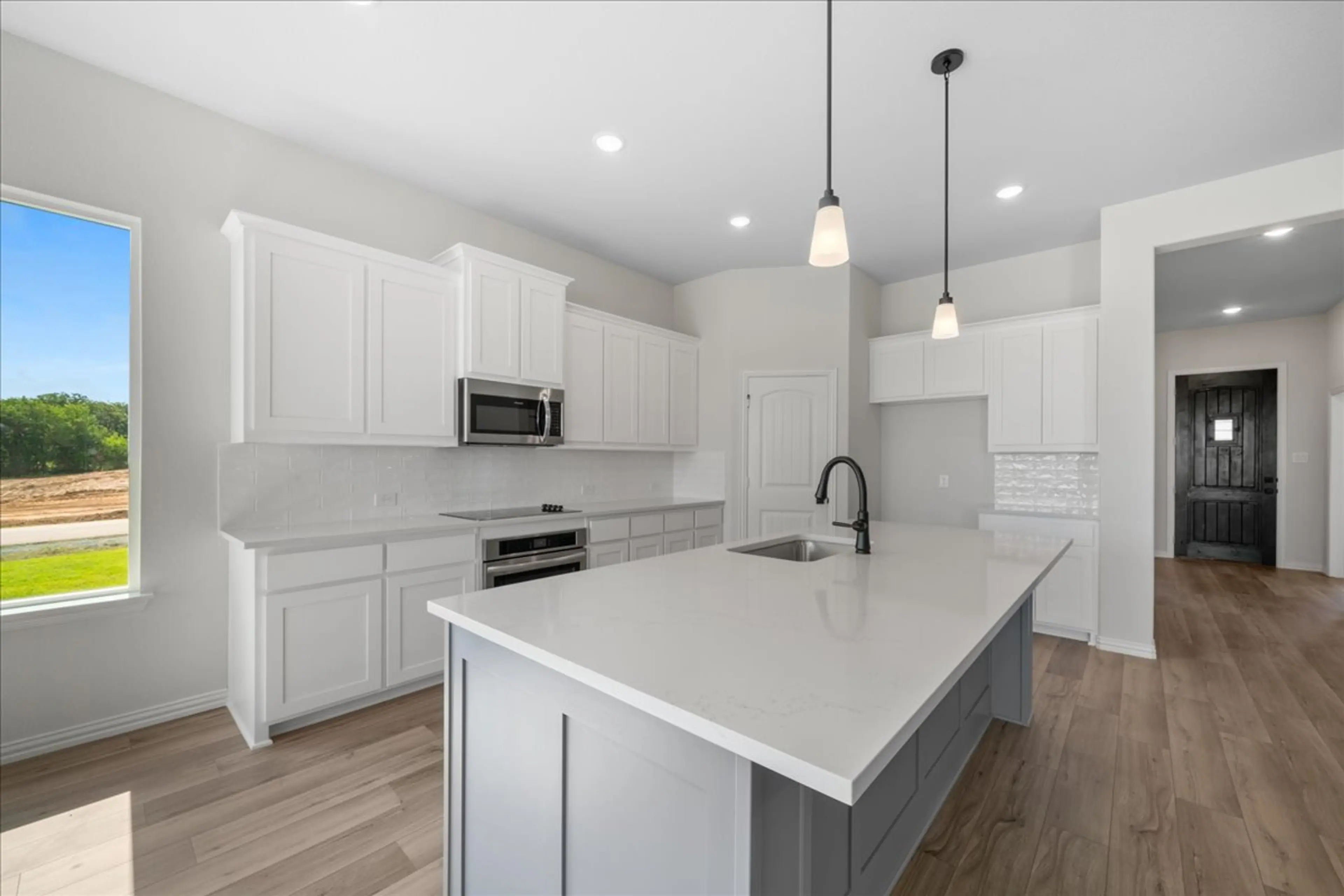 Slide - Verbena II Kitchen