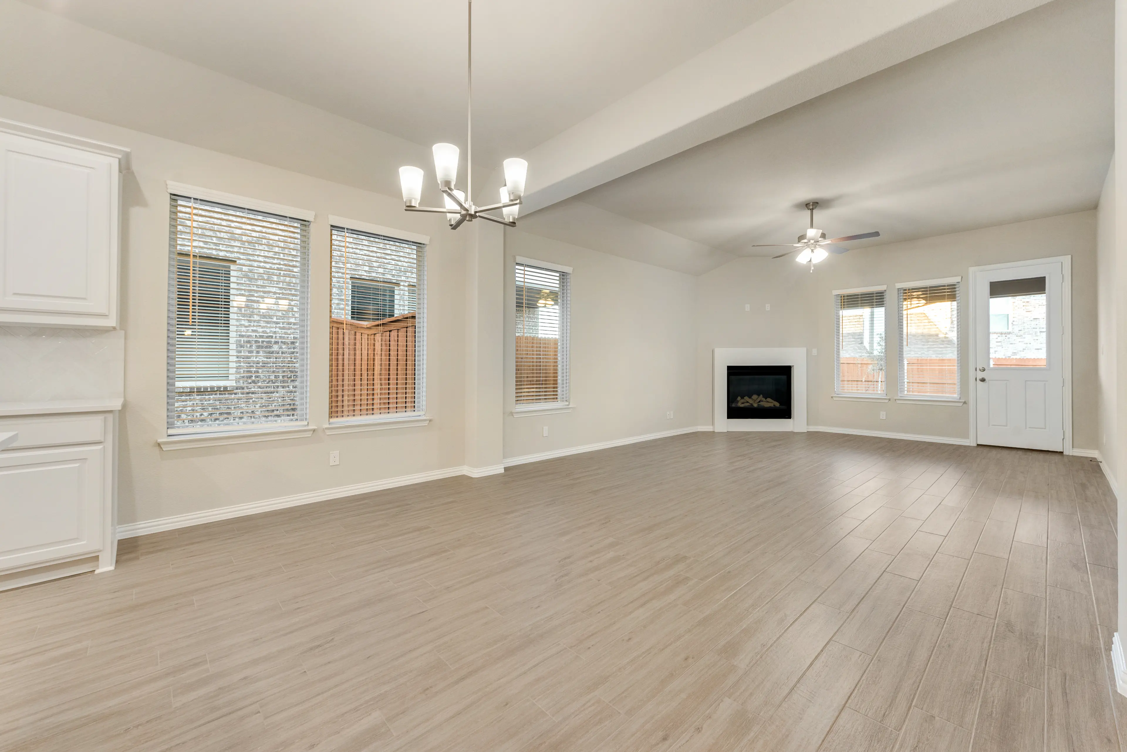 Slide - Havasu III Living Room