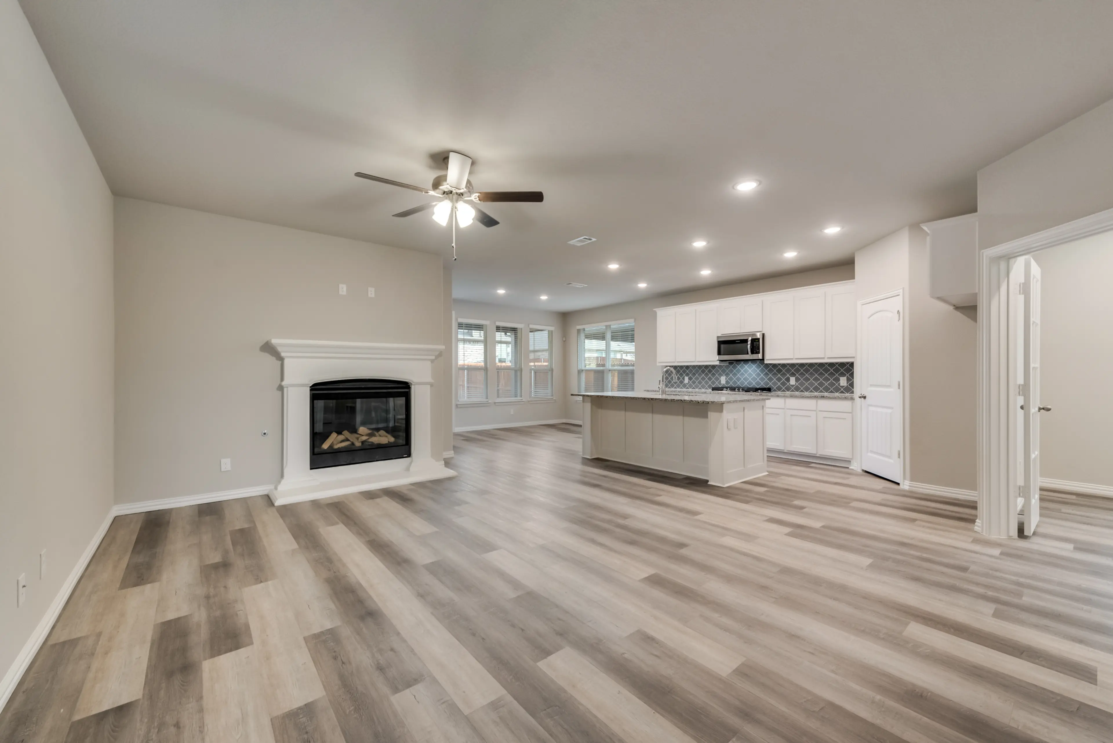 Slide - Cascade II Living Room