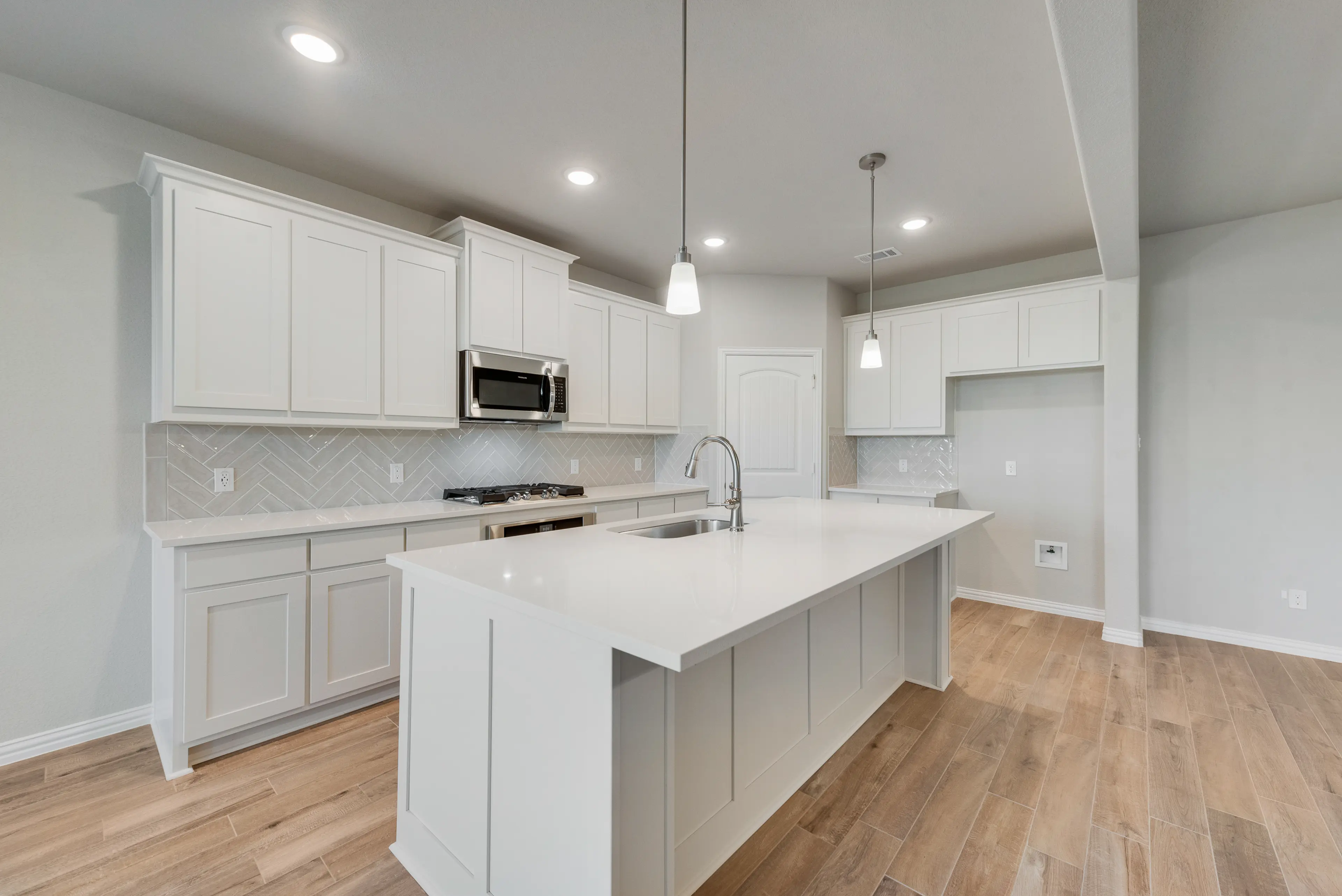 Slide - Lavon Kitchen