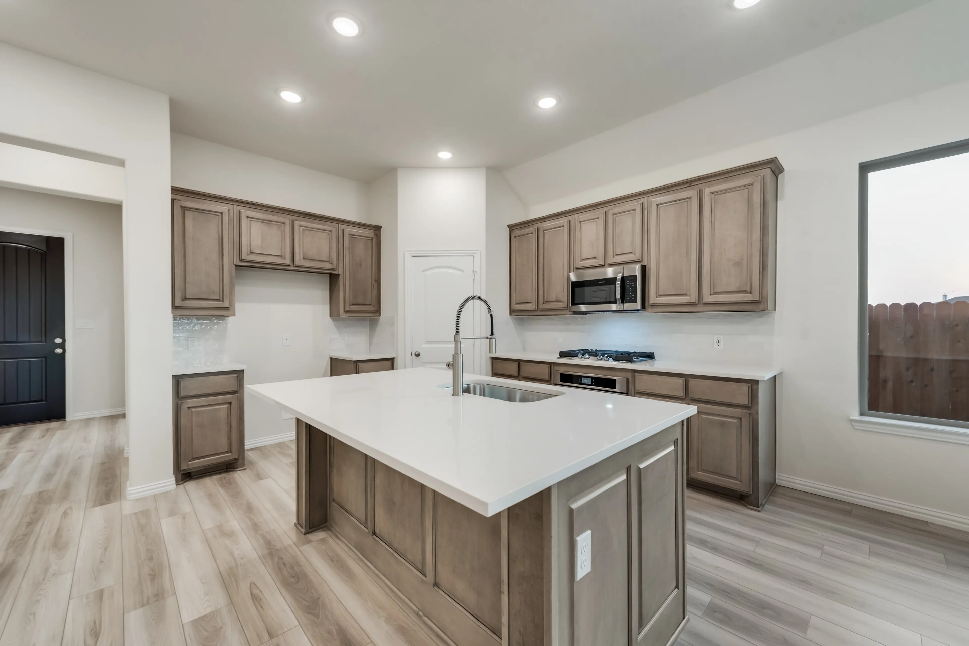 Slide - Havasu III Kitchen