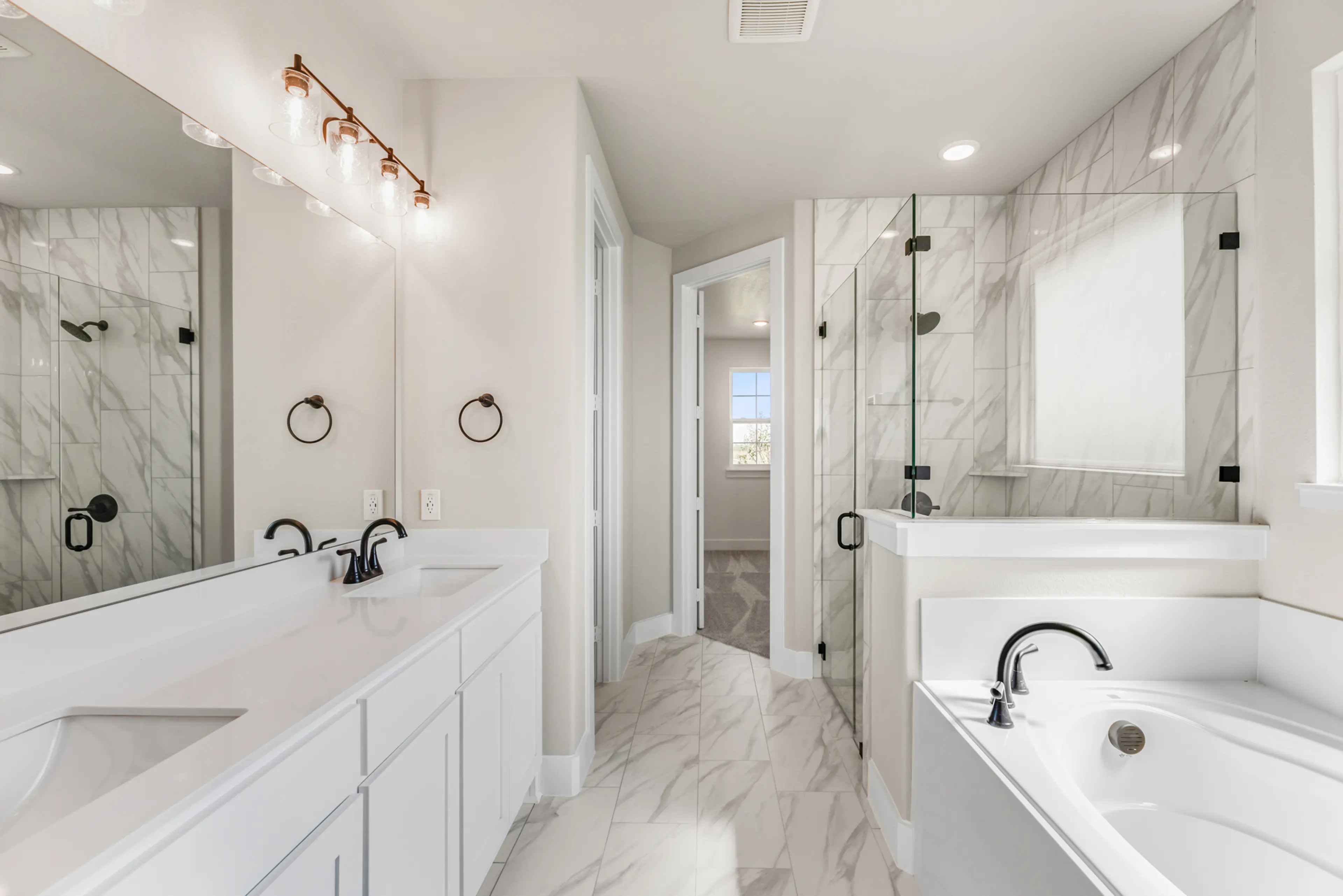 Slide - Colorado II Owner's Bath