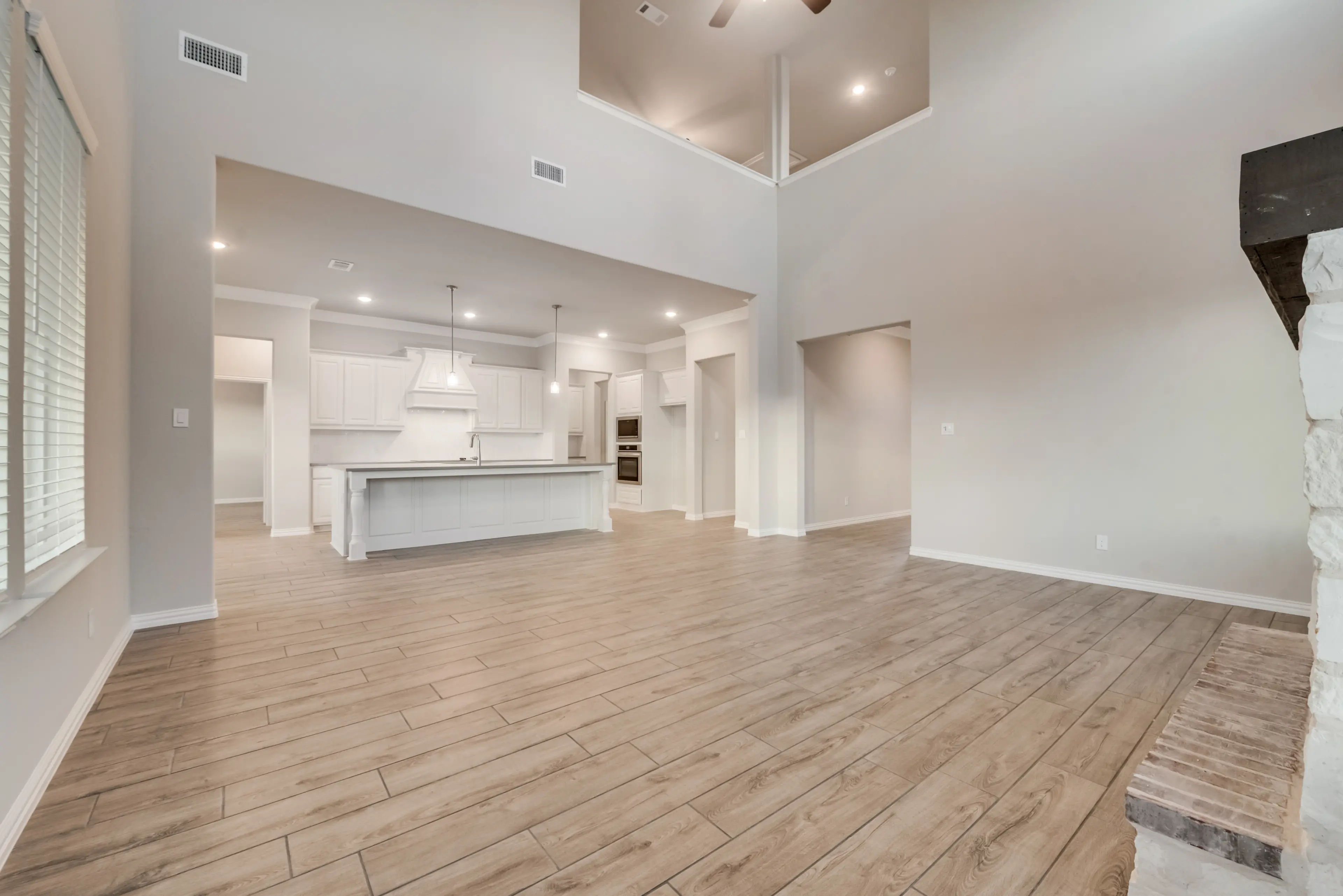 Slide - Azalea Living Room