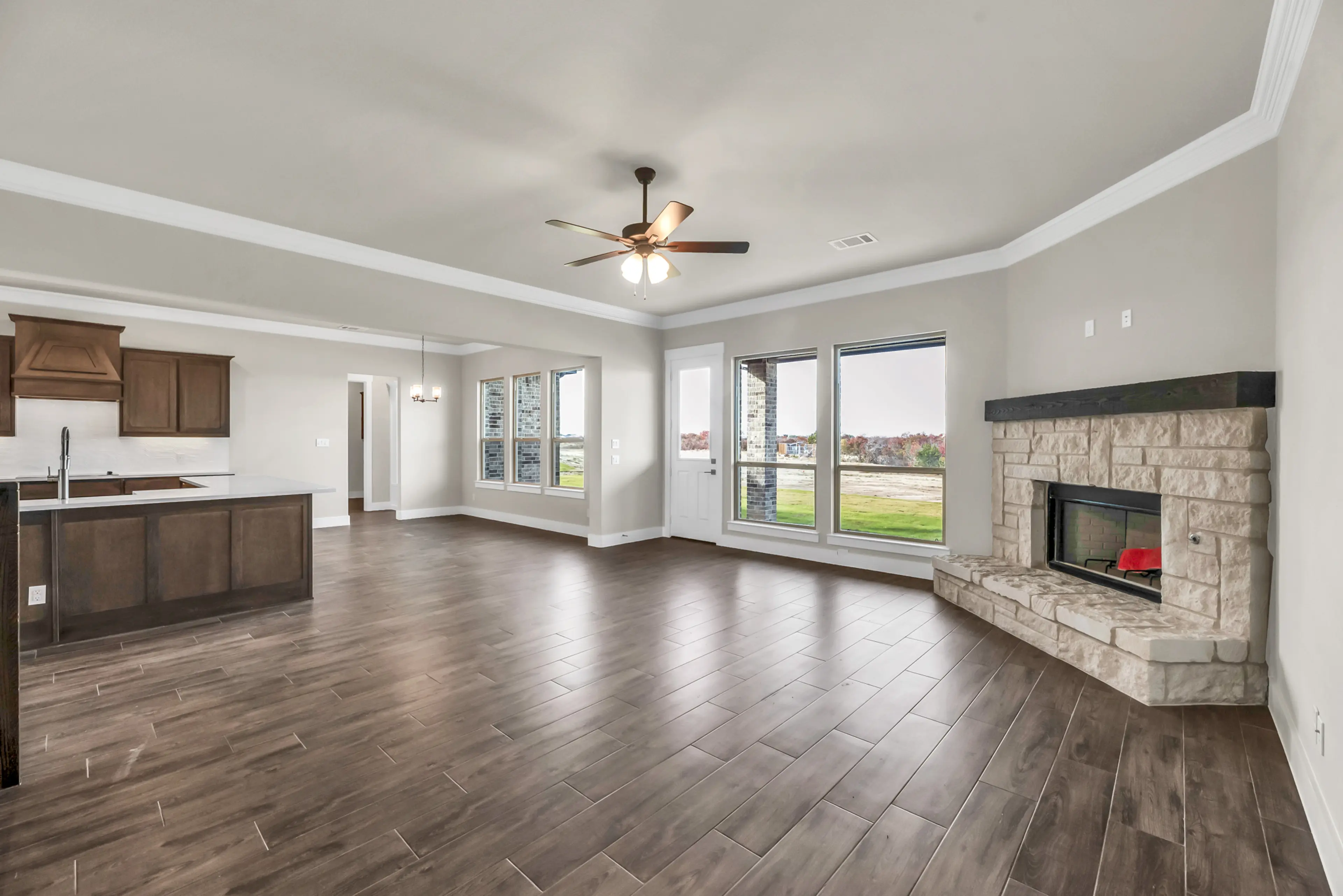 Slide - Frio Family Room