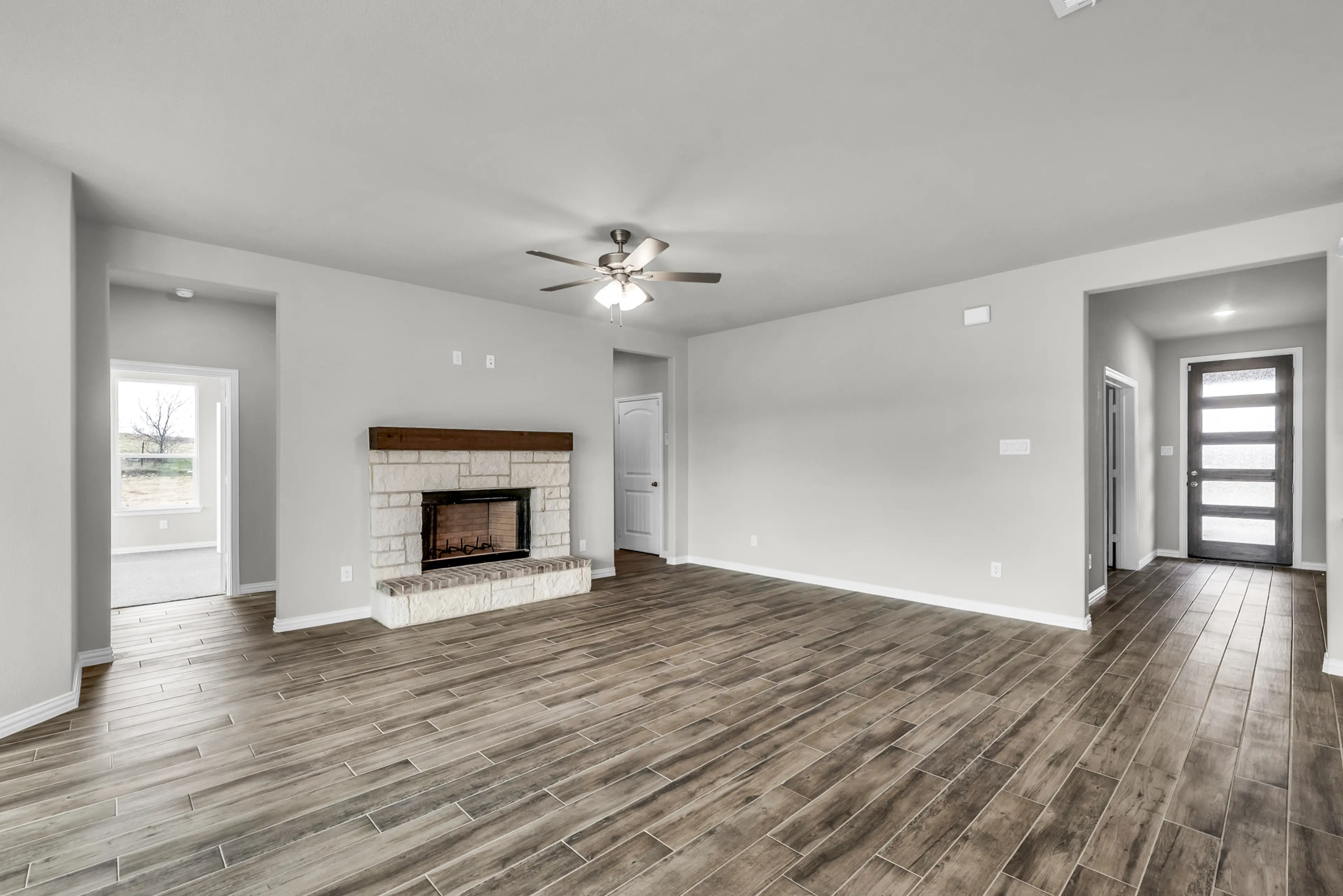 Slide - Salado Living Room