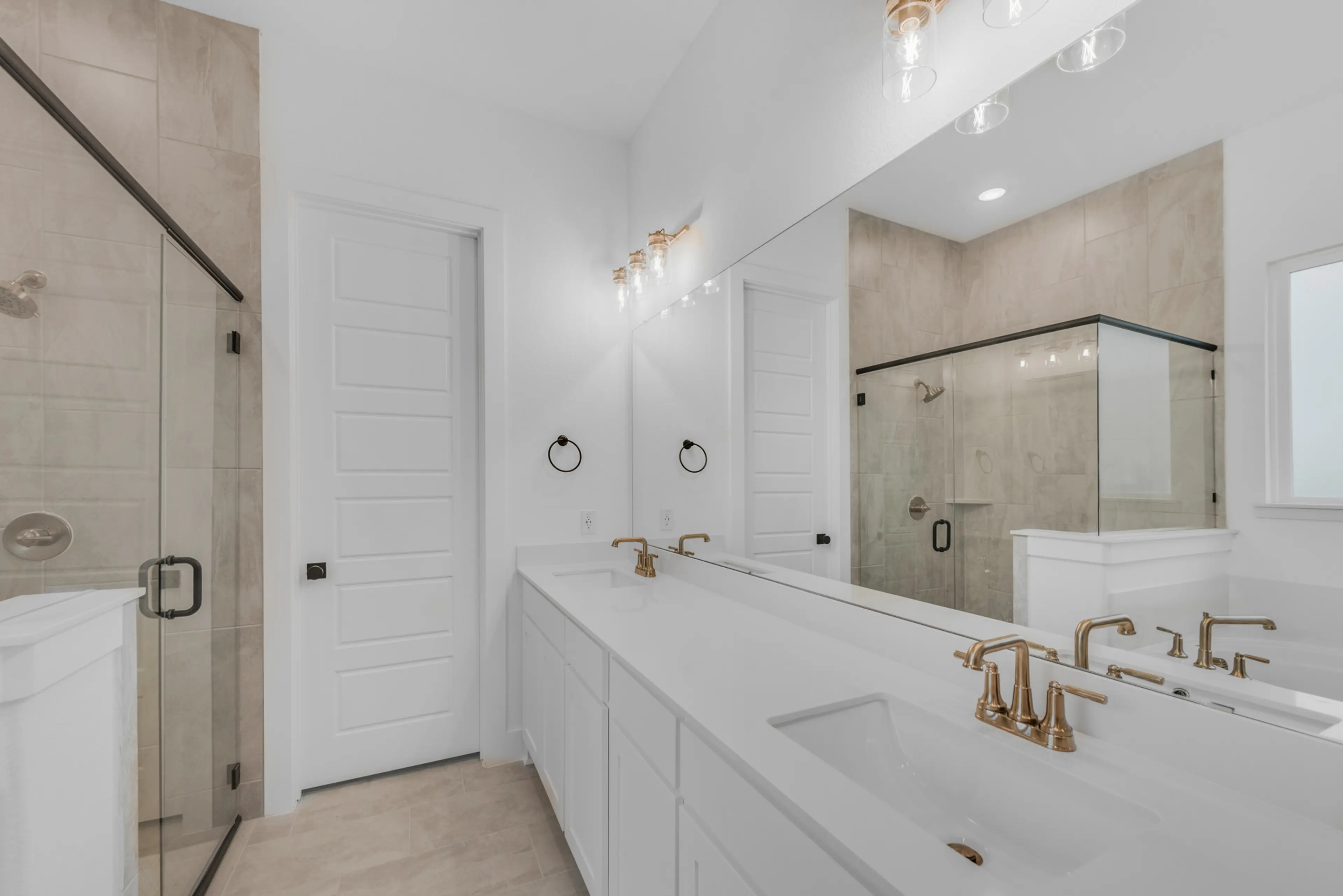 Slide - Aster Owner's Bath