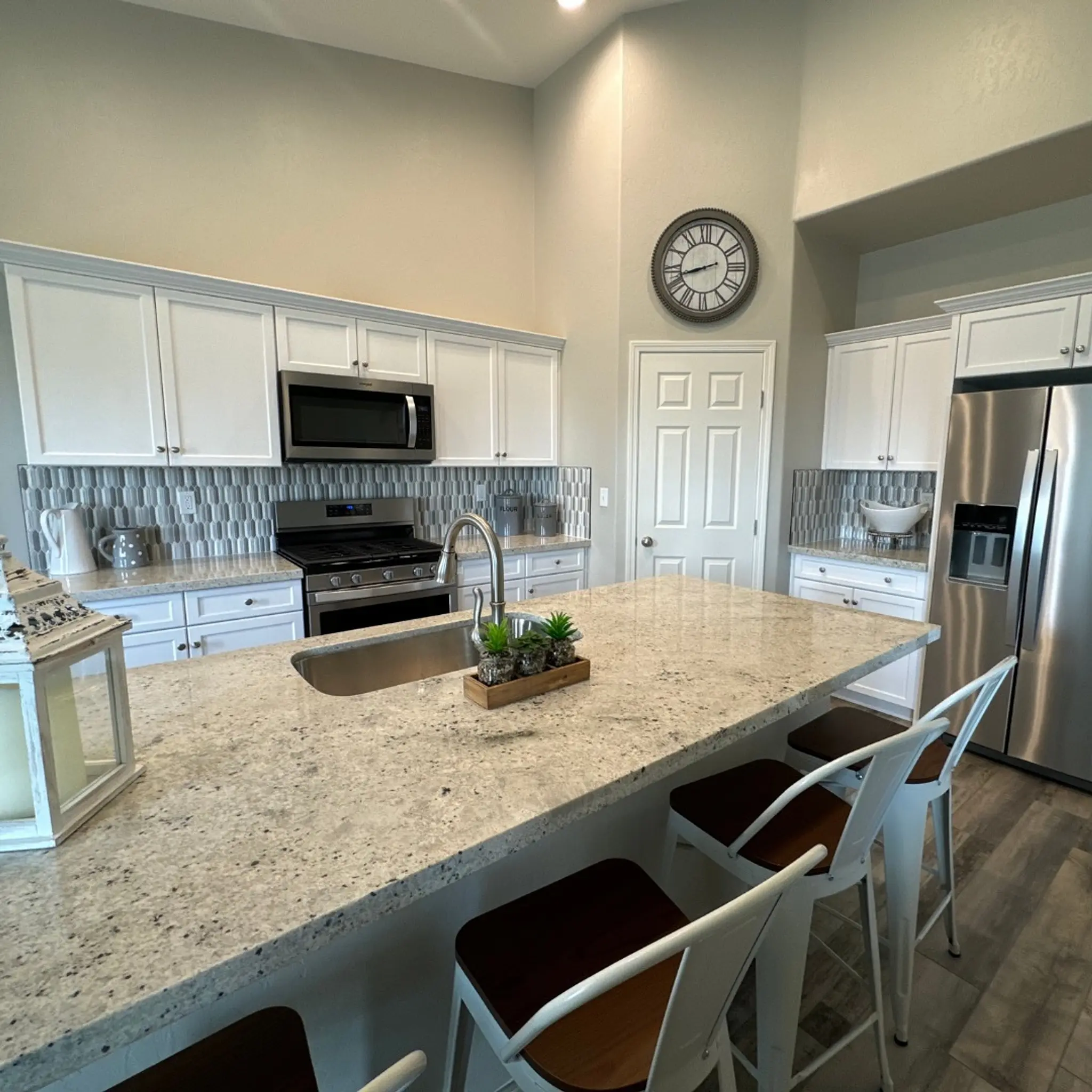 VSM 1530 Model Kitchen