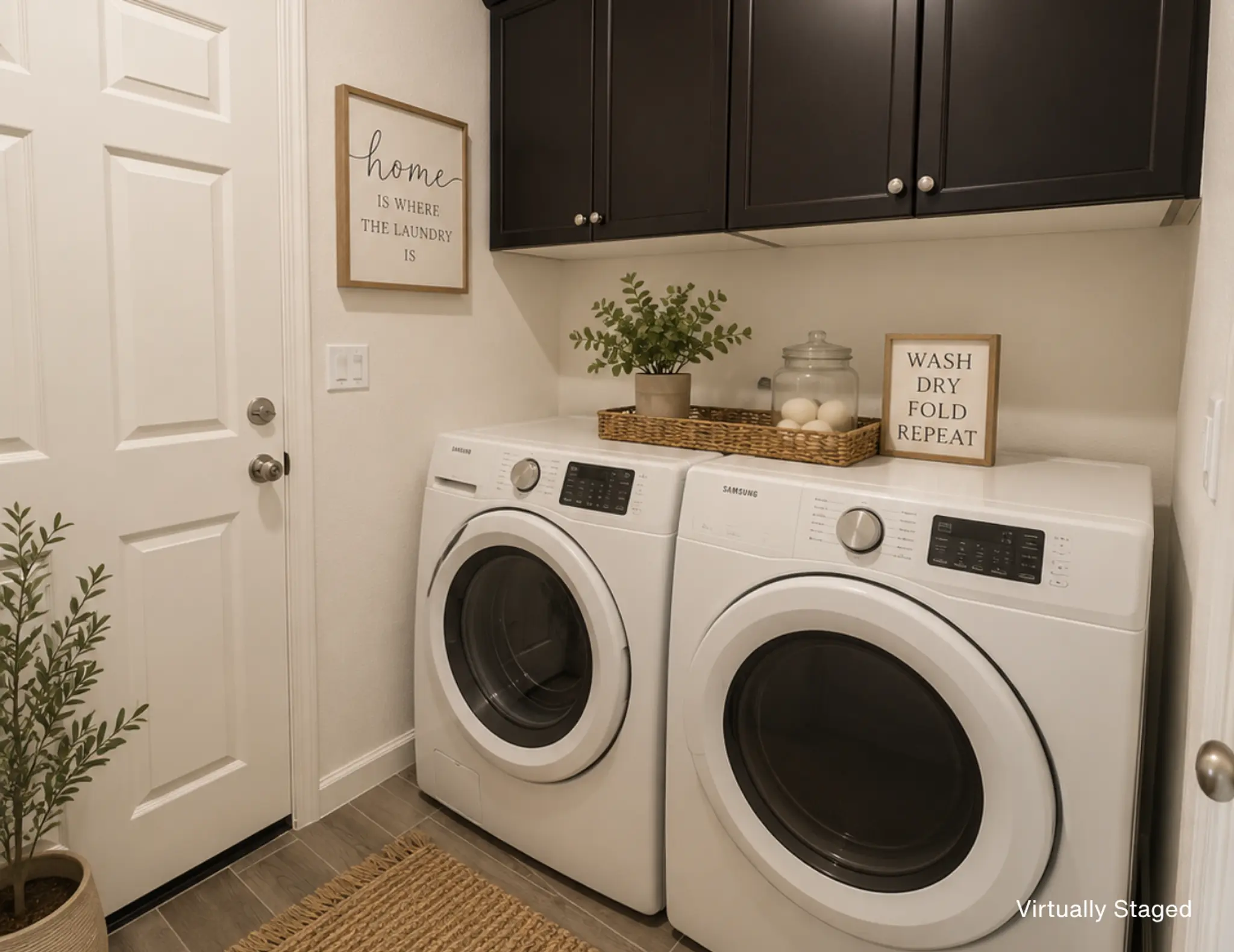 1419 - Interior Photo 5