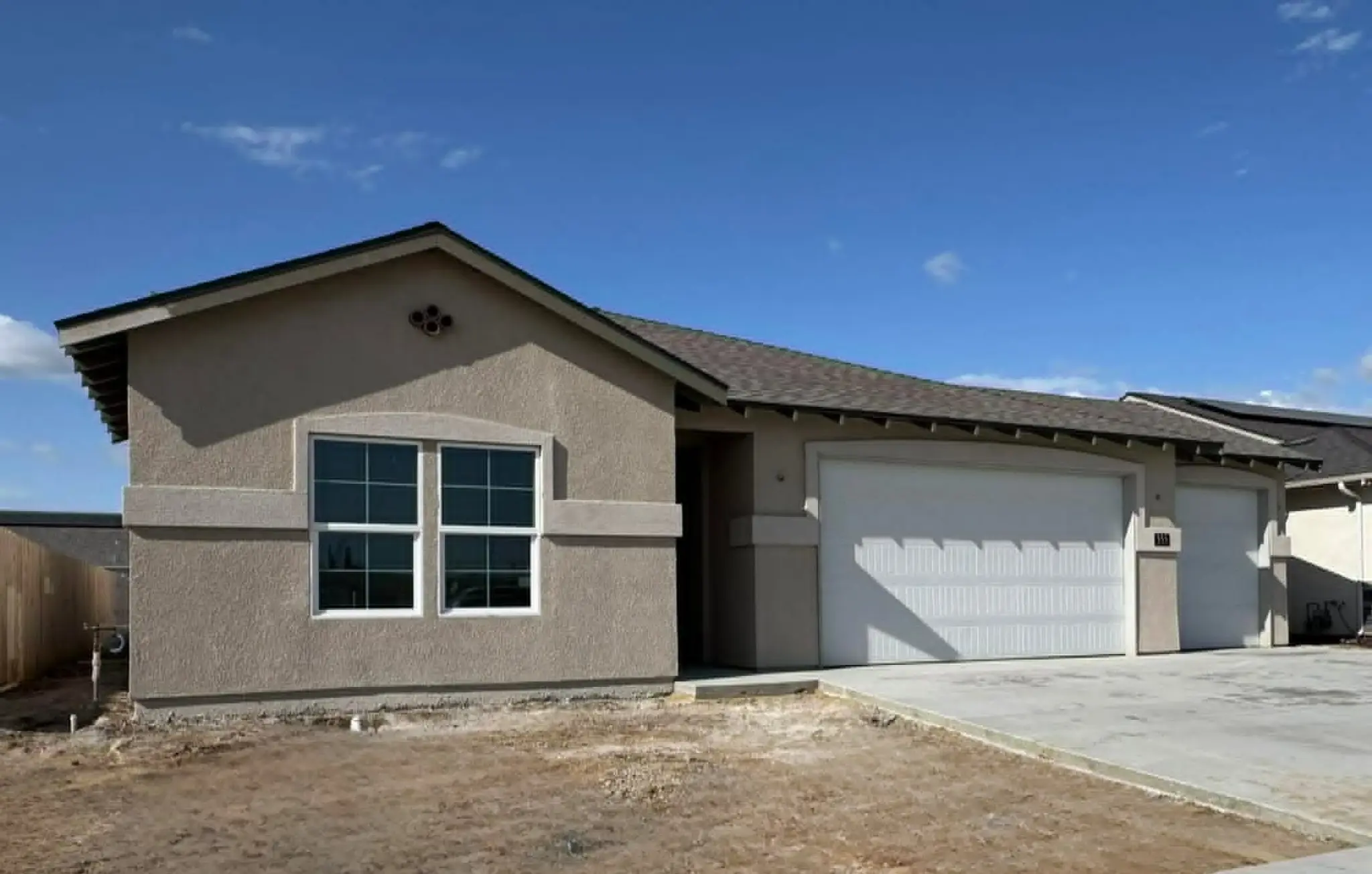 Thumbnail: 333 Windsor St, Exeter