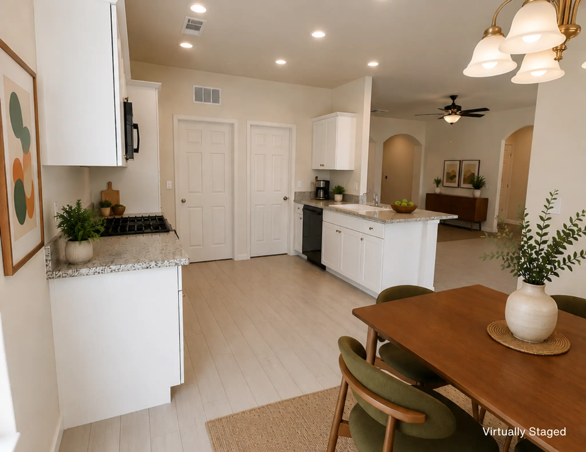 1340 - Interior Photo 7