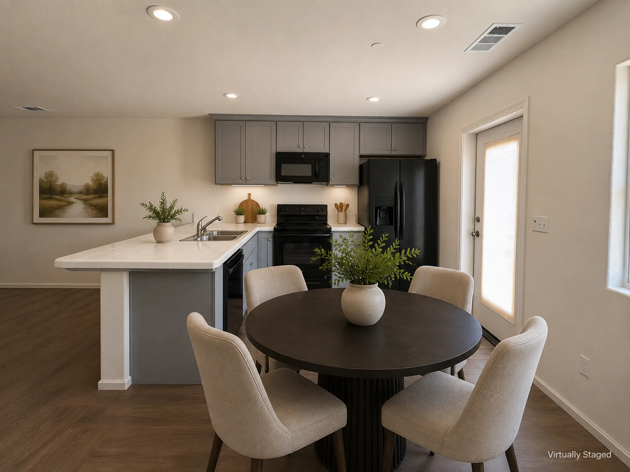 1195 - Interior Photo 14