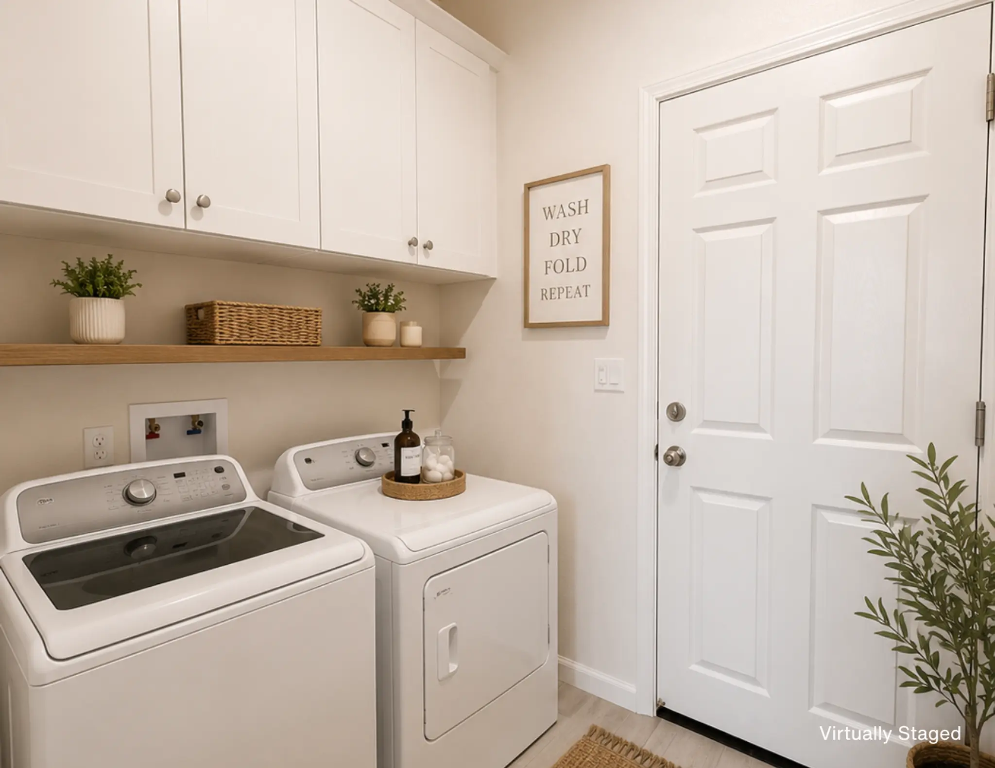 1340 - Interior Photo 5