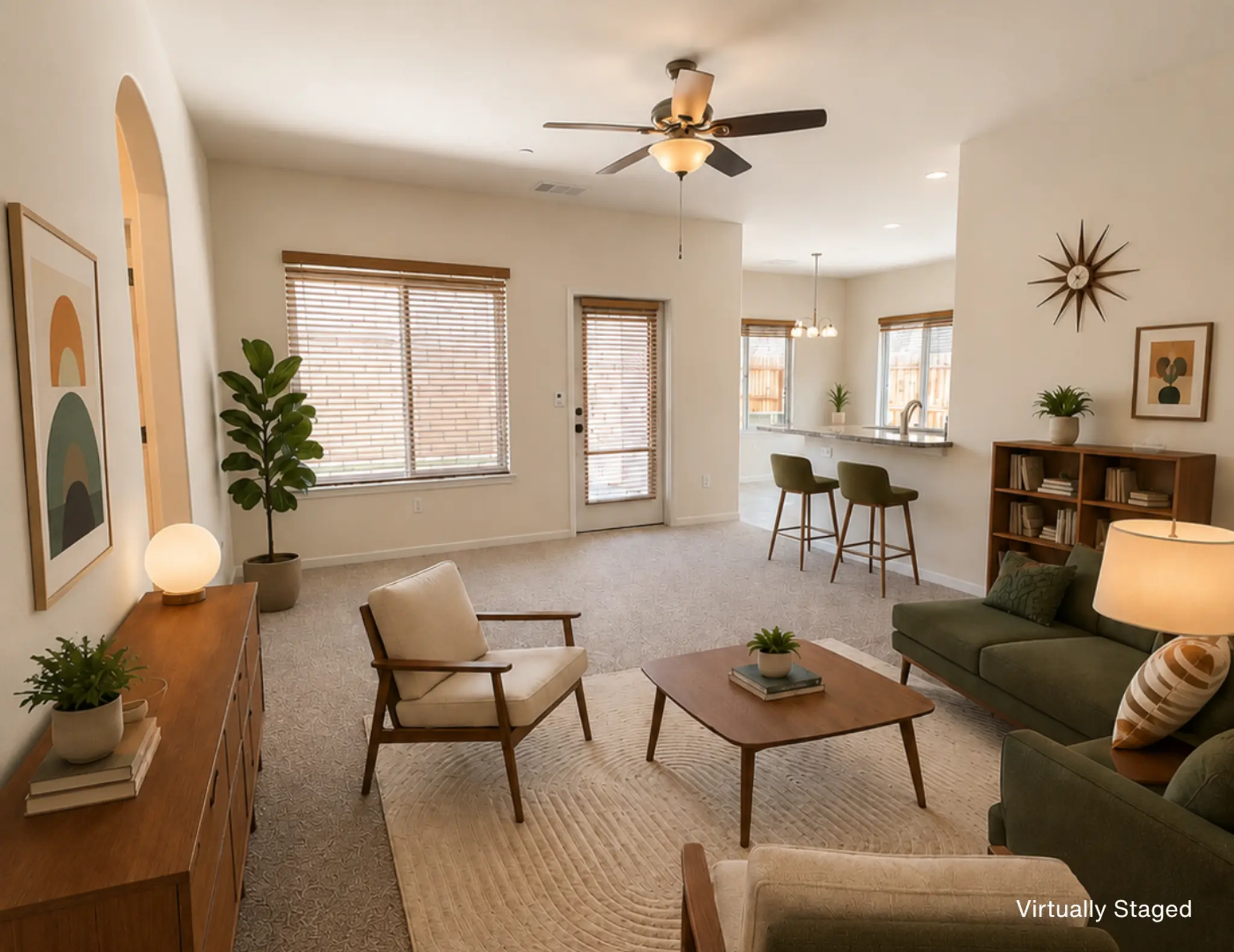 1340 - Interior Photo 4