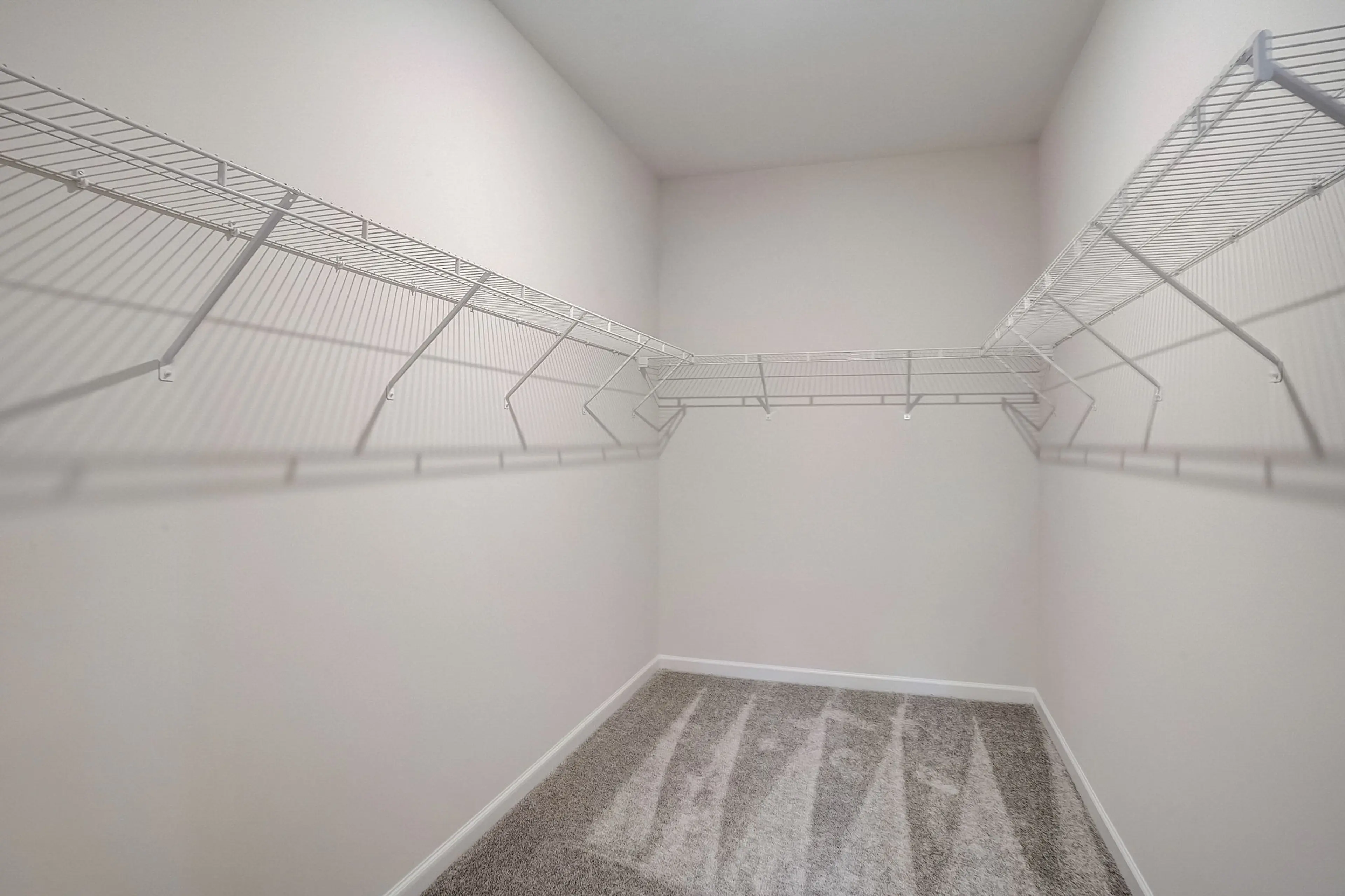 Slide - The Braselton ll - Owner's Suite WIC