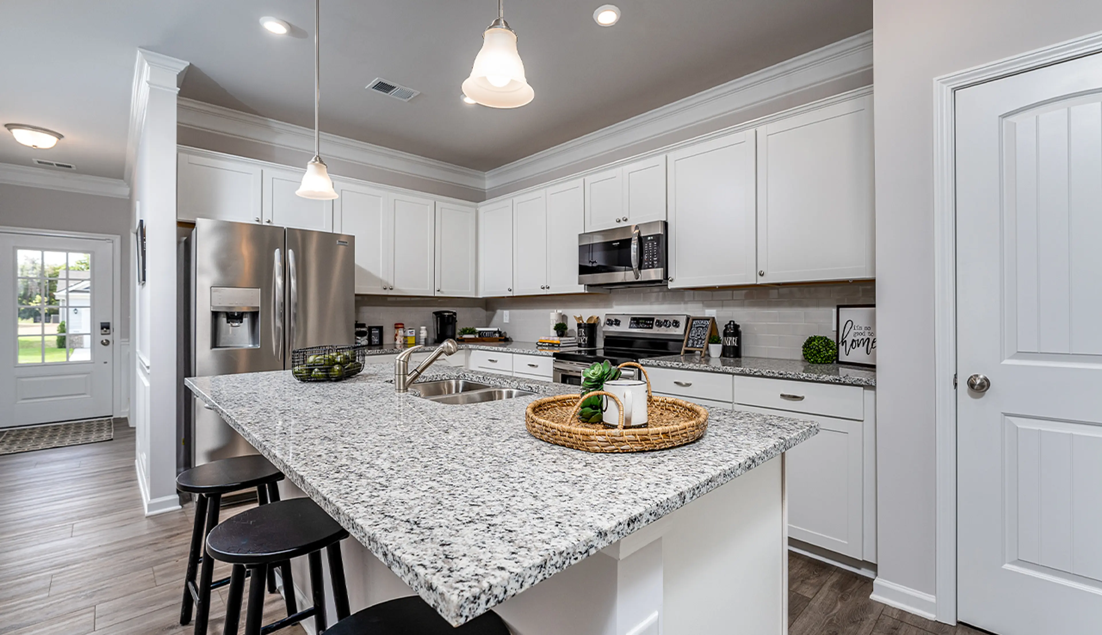 Slide - Luxury Kitchens