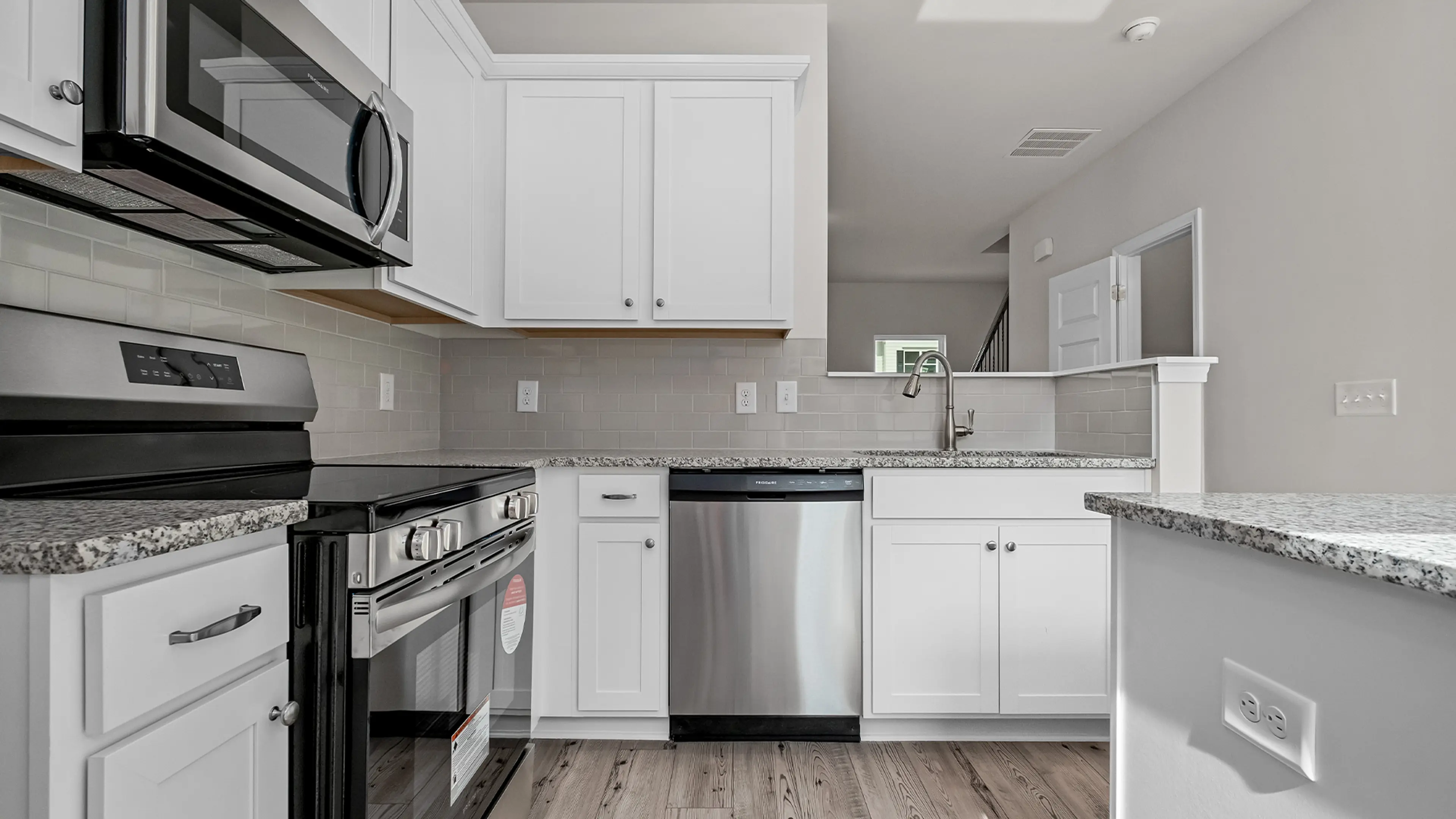 Slide - Luxury Kitchen