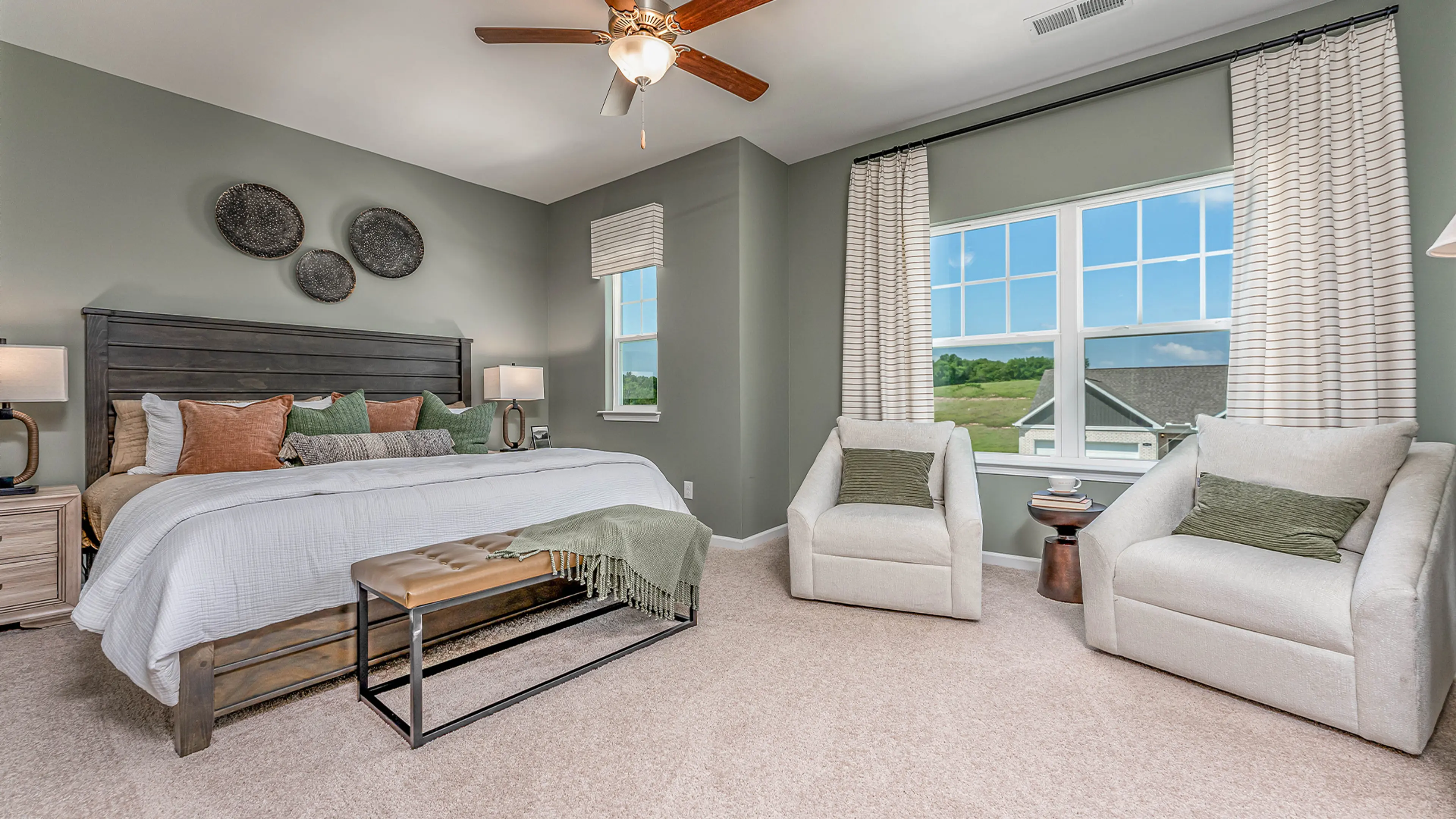 Slide - Massive Owner's Suite