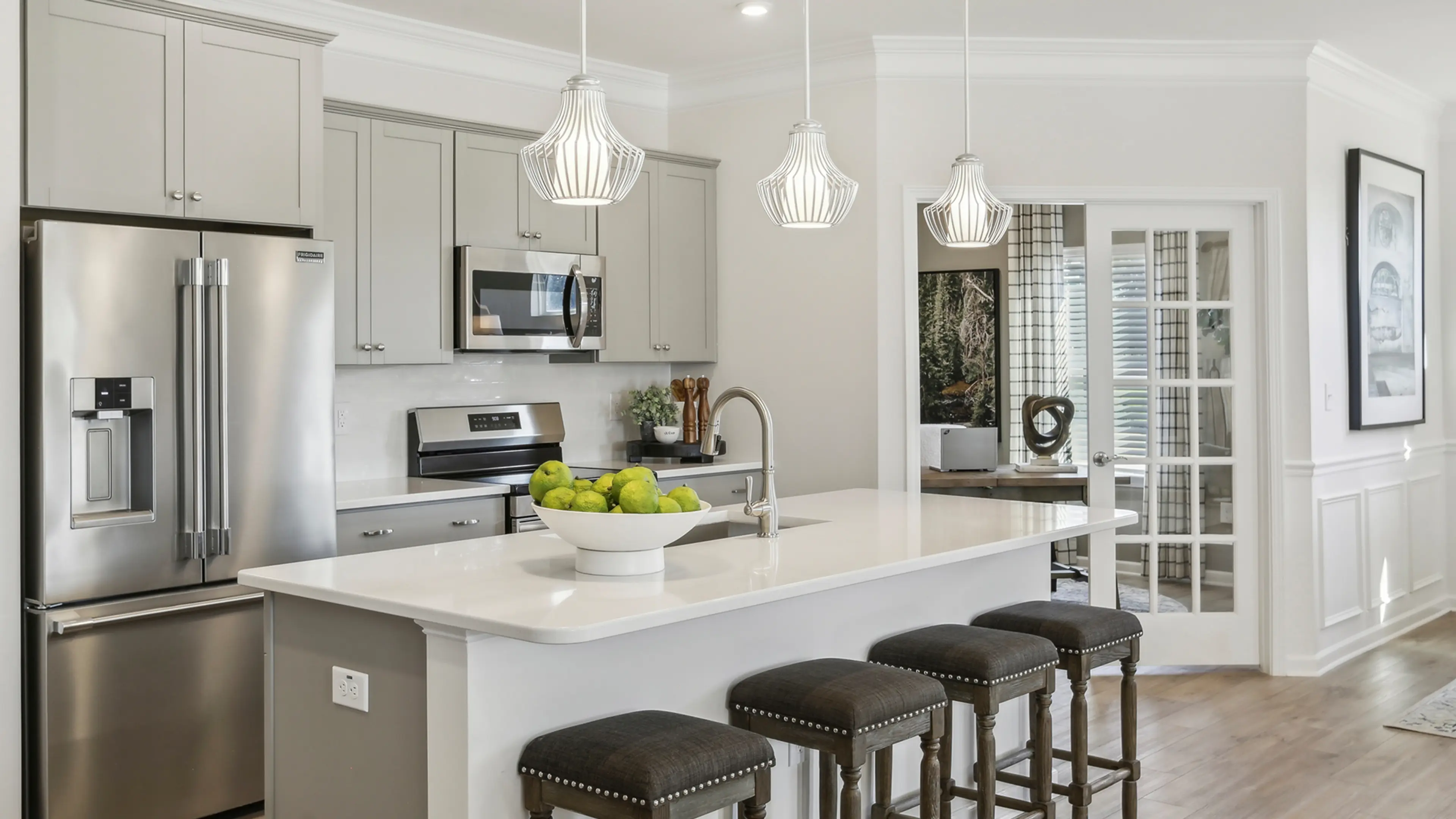 Slide - Chef's Kitchen