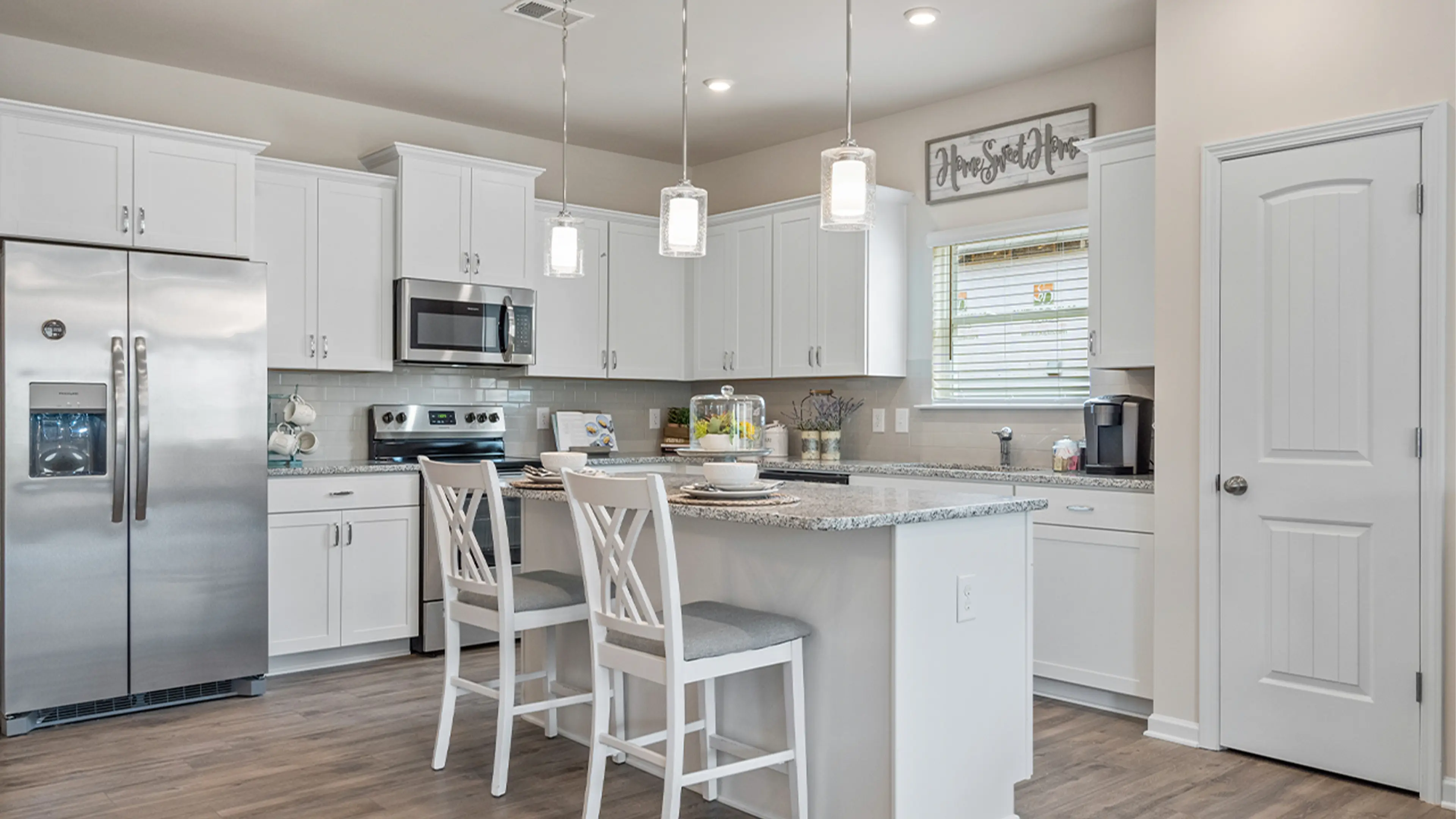 Slide - Luxury Kitchens