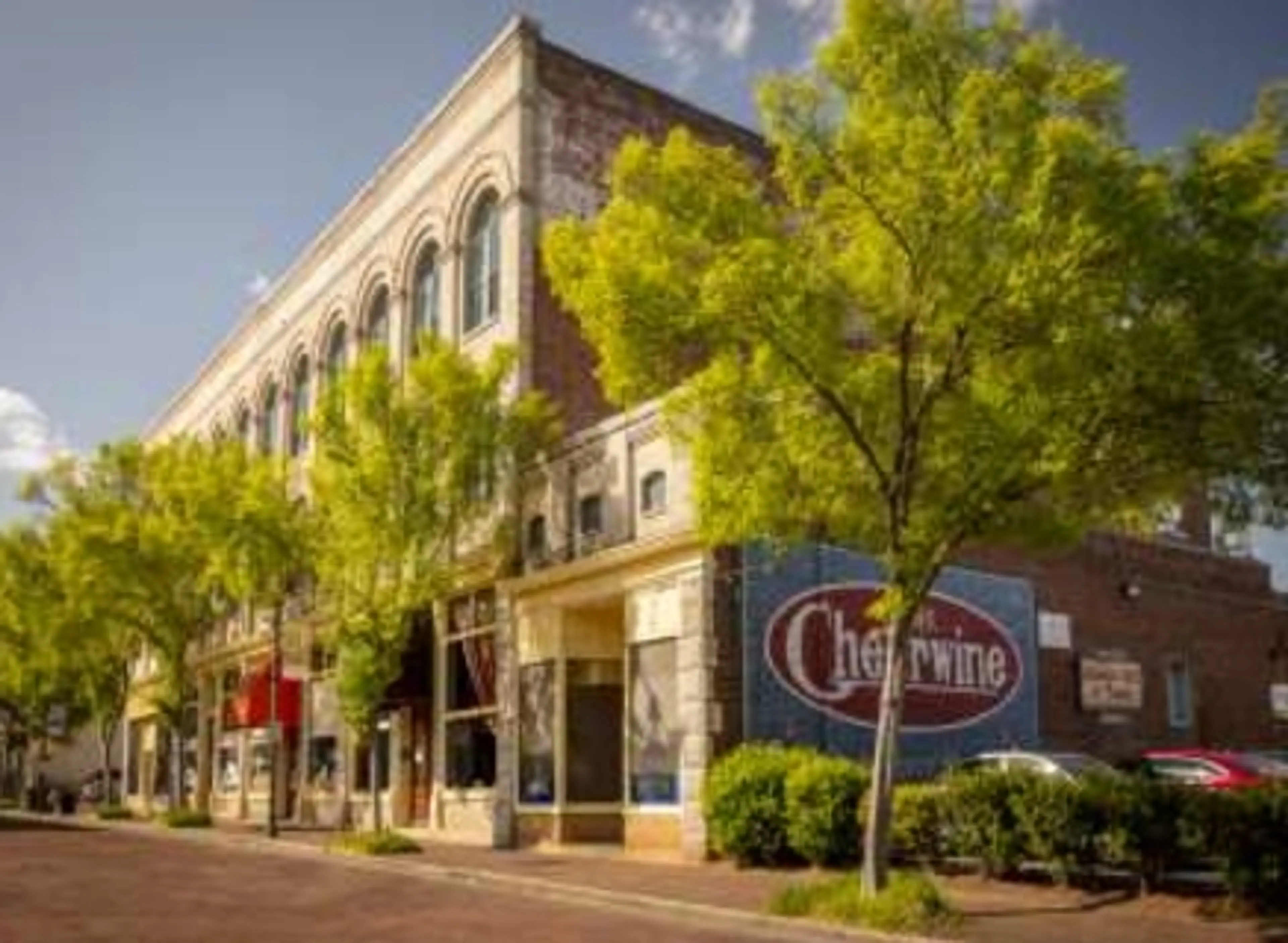 Thumbnail - Lifestyle