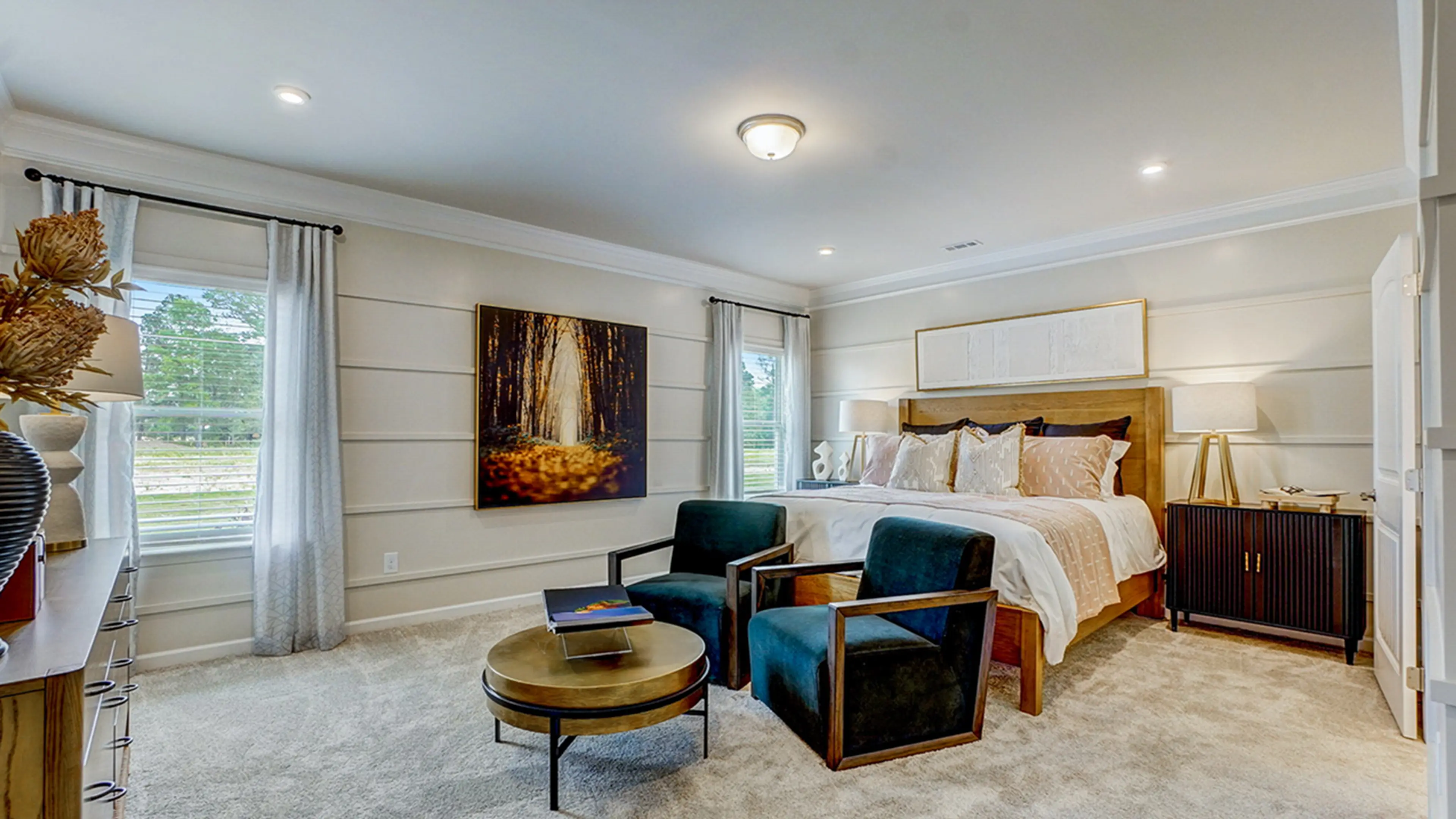 Slide - Spacious Owner's Suite