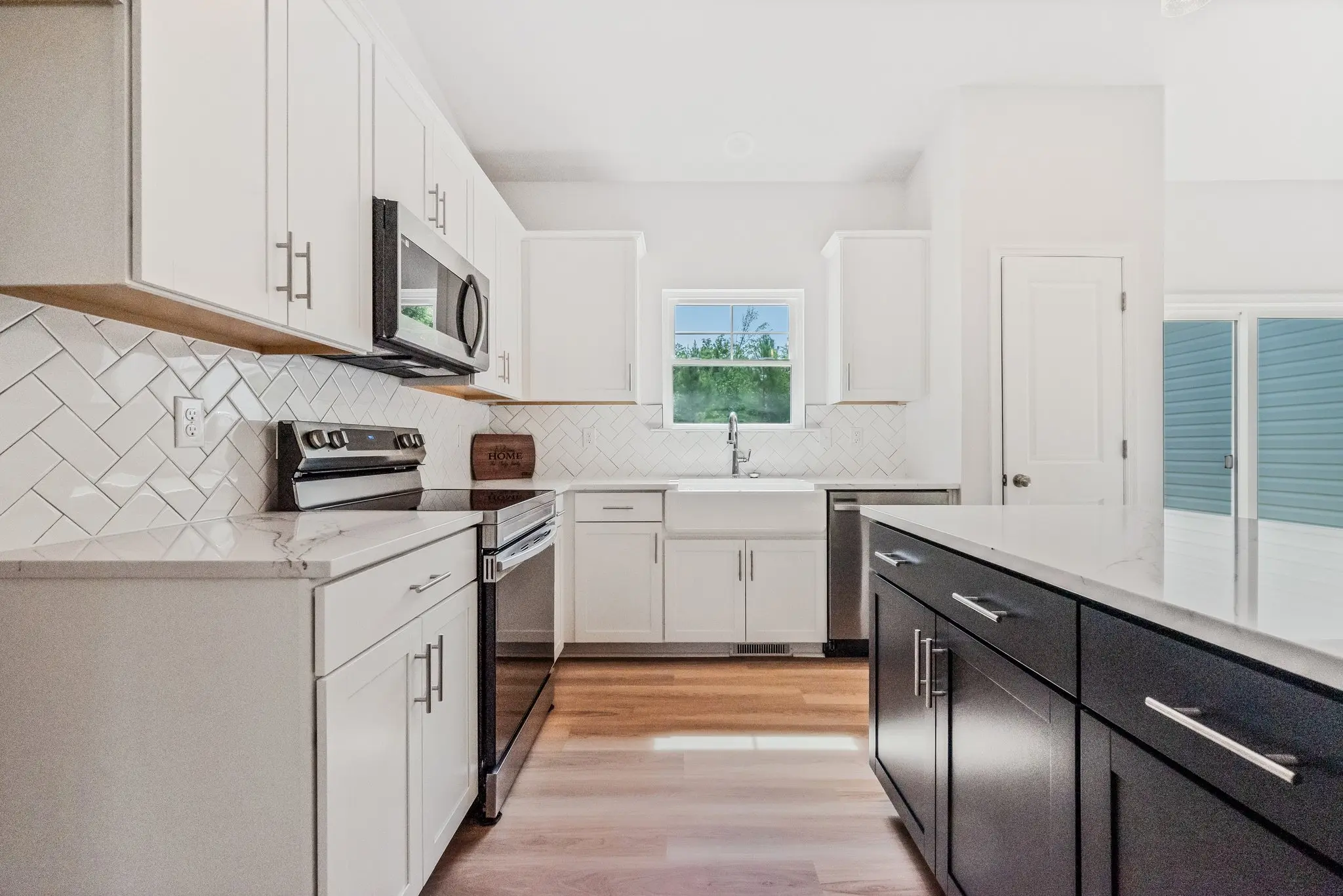 Harper 2 Kitchen (Optional Island)