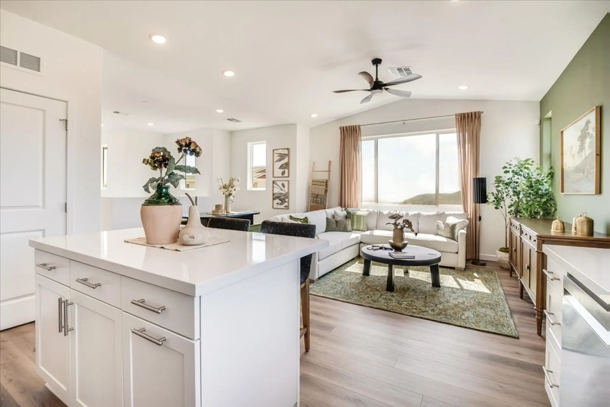 Plan 4 - River Terrace - Vintage Collection - Interior Photo 8