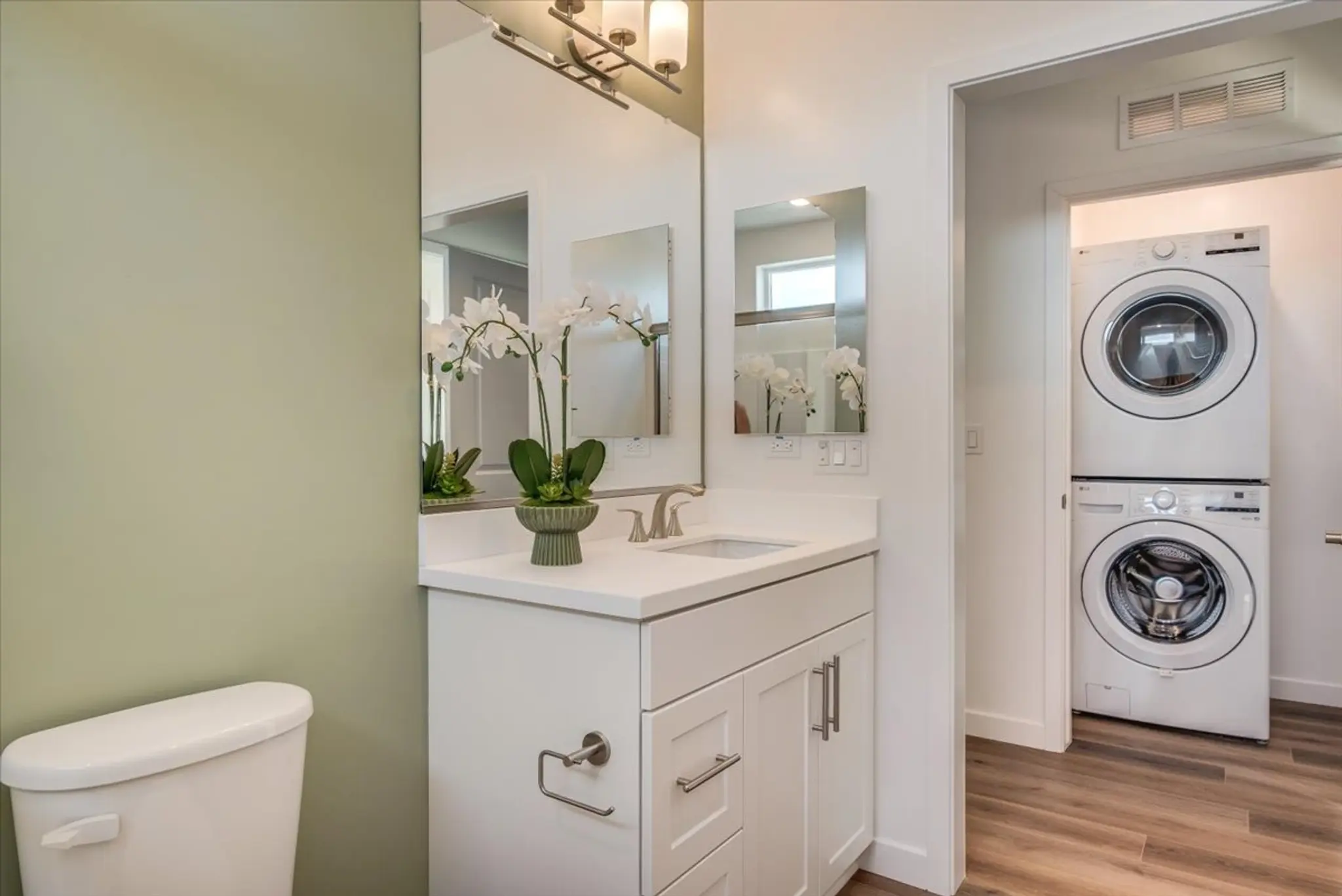 Plan 4 - River Terrace - Vintage Collection - Interior Photo 19