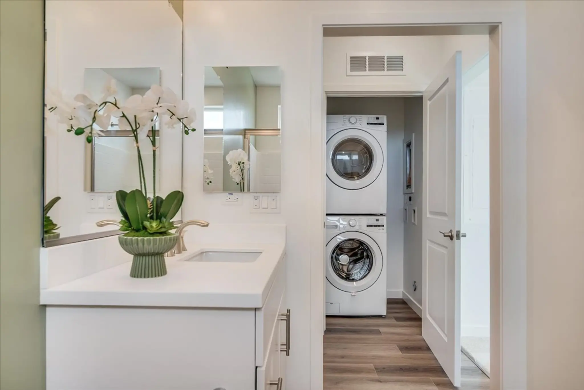 Plan 4 - River Terrace - Vintage Collection - Interior Photo 20