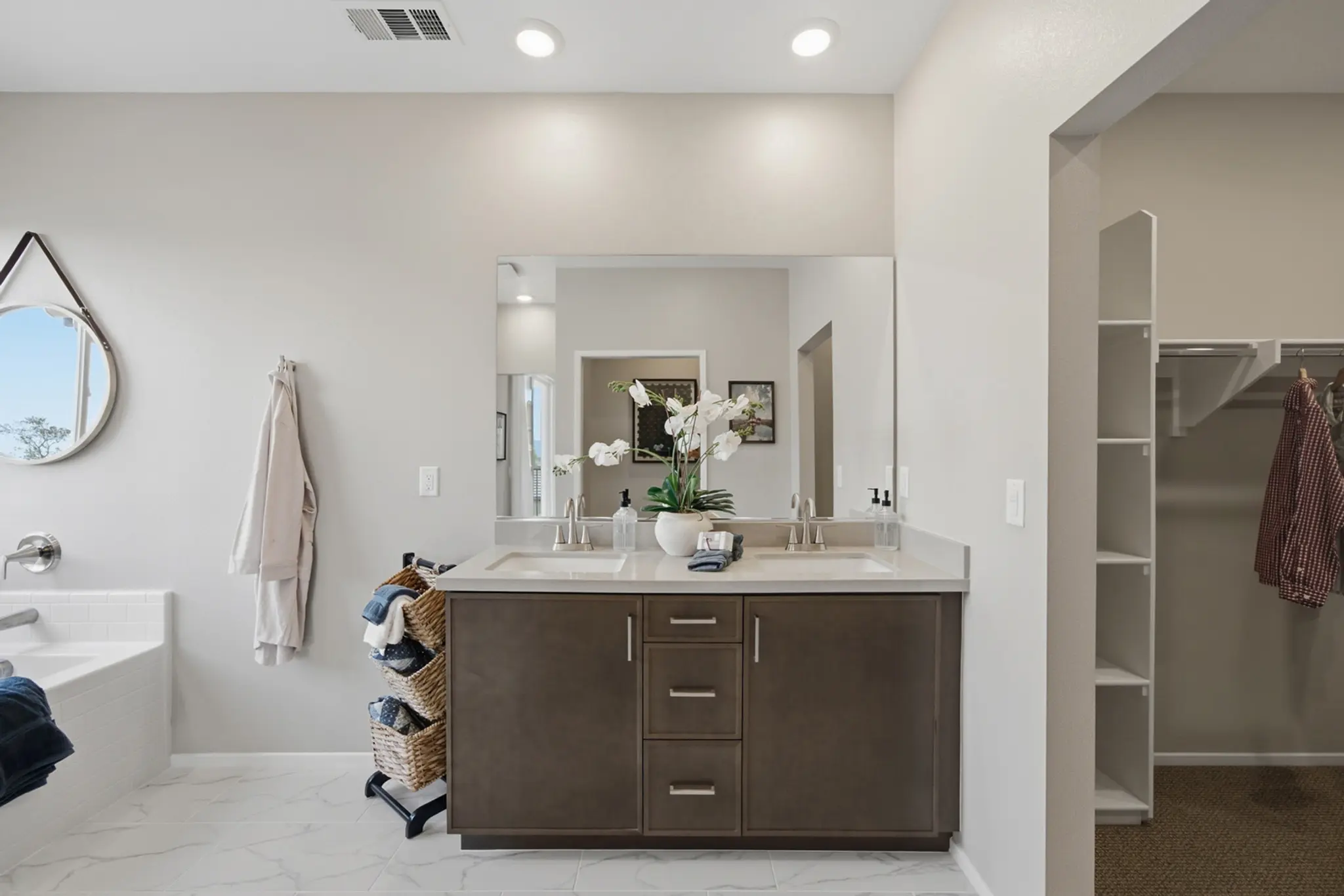 Plan 4 - Creekside - Interior Photo 35