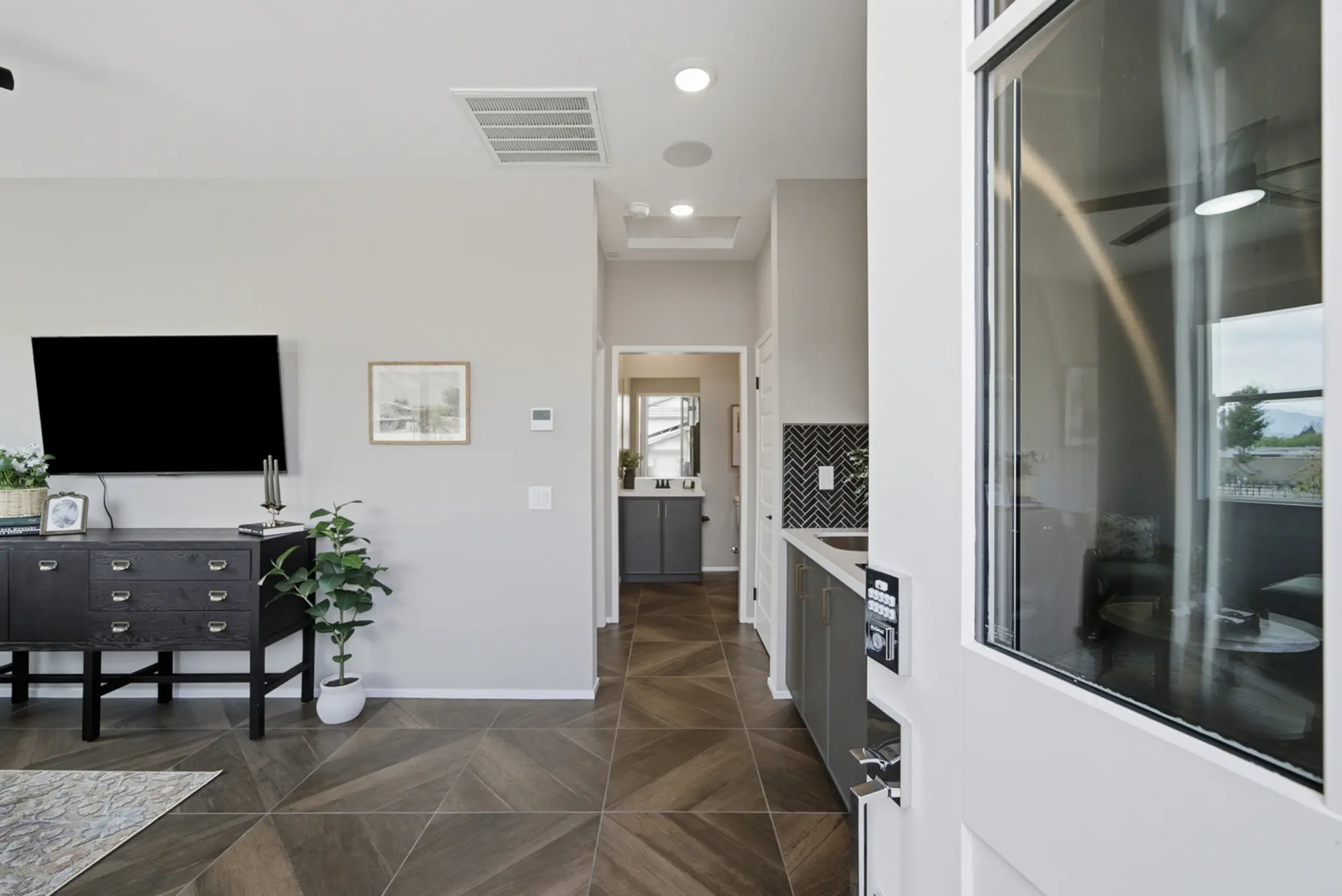 Plan 6 - Creekside - Interior Photo 29