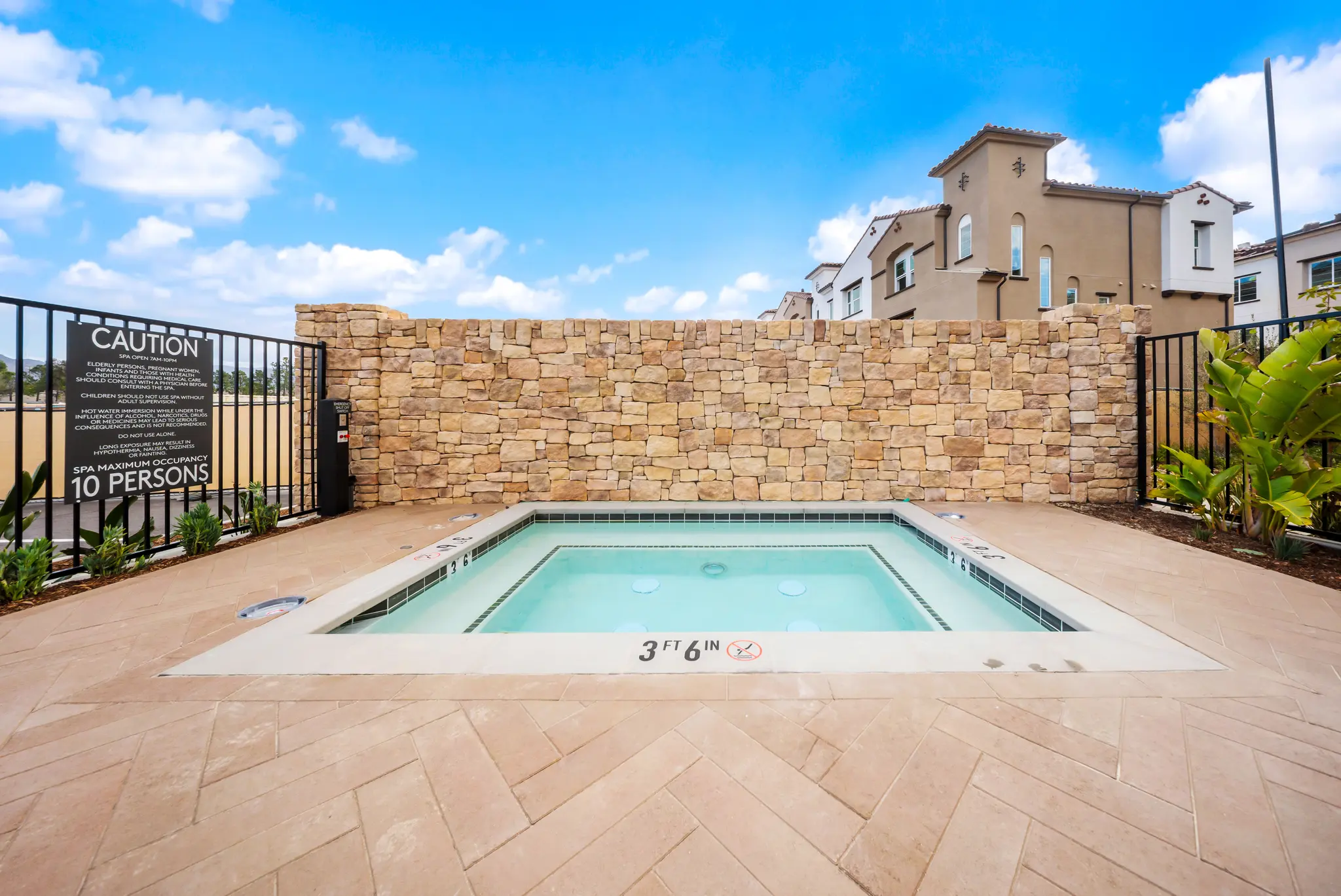 Resort-Style Pool