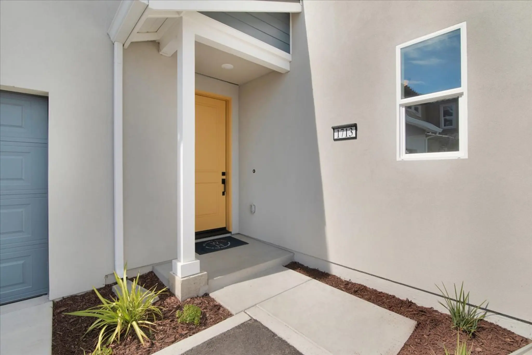 Plan 3 - River Terrace - Vintage Collection - Exterior Photo 2