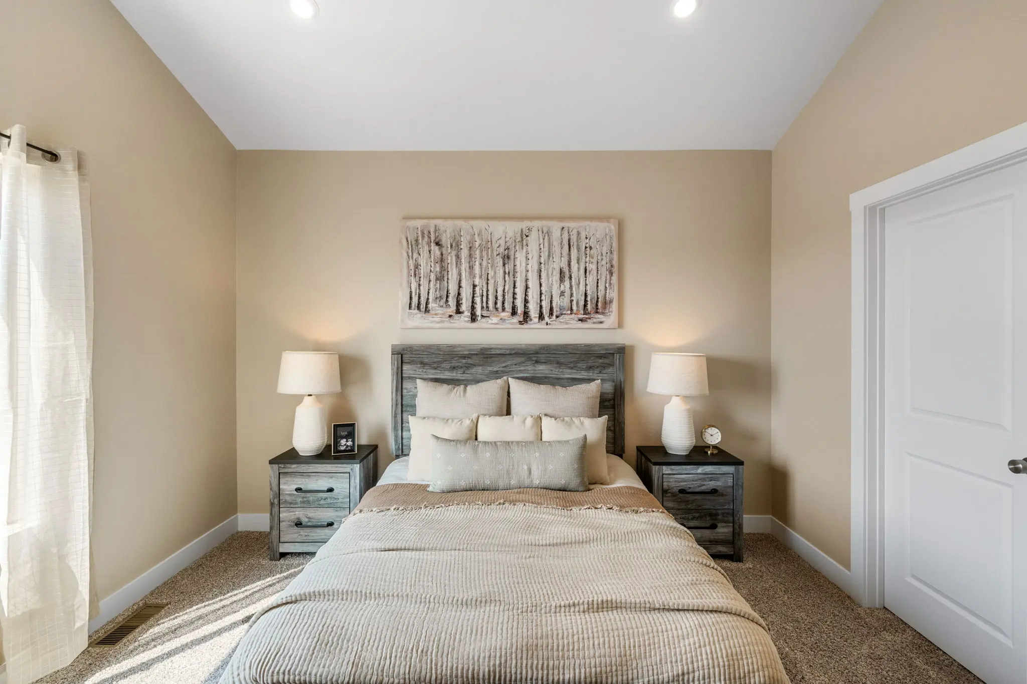 Birch - Interior Photo 24
