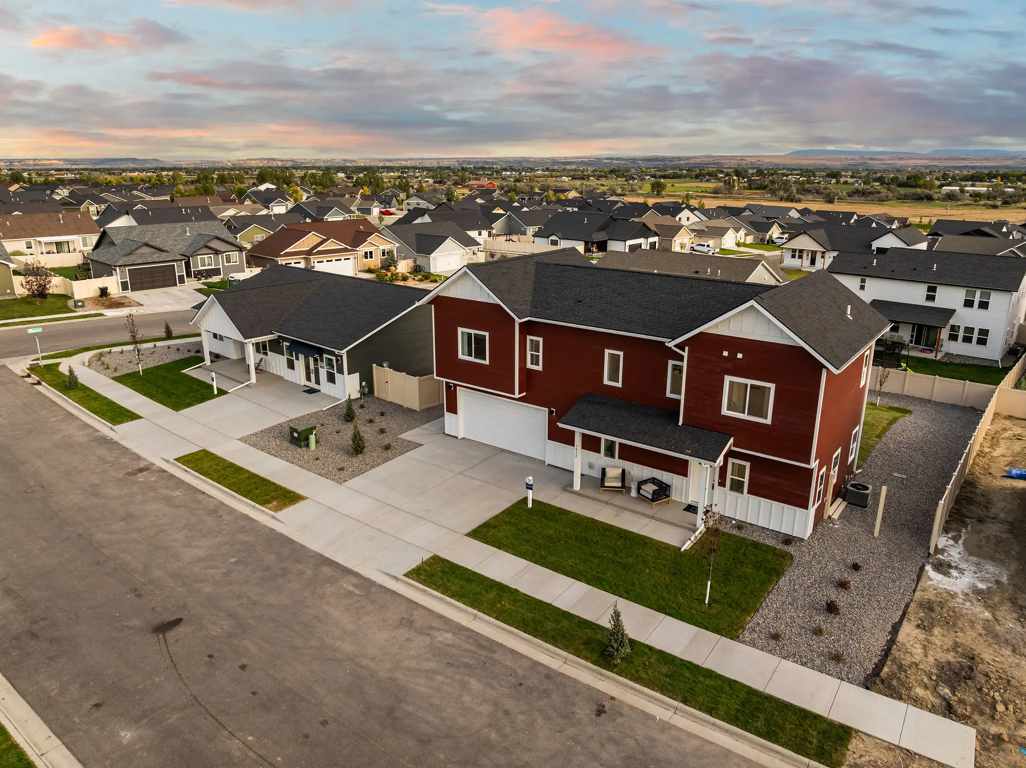 Granite - Exterior Photo 9