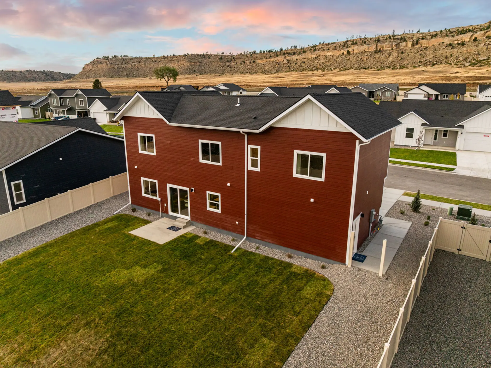 Granite - Exterior Photo 8