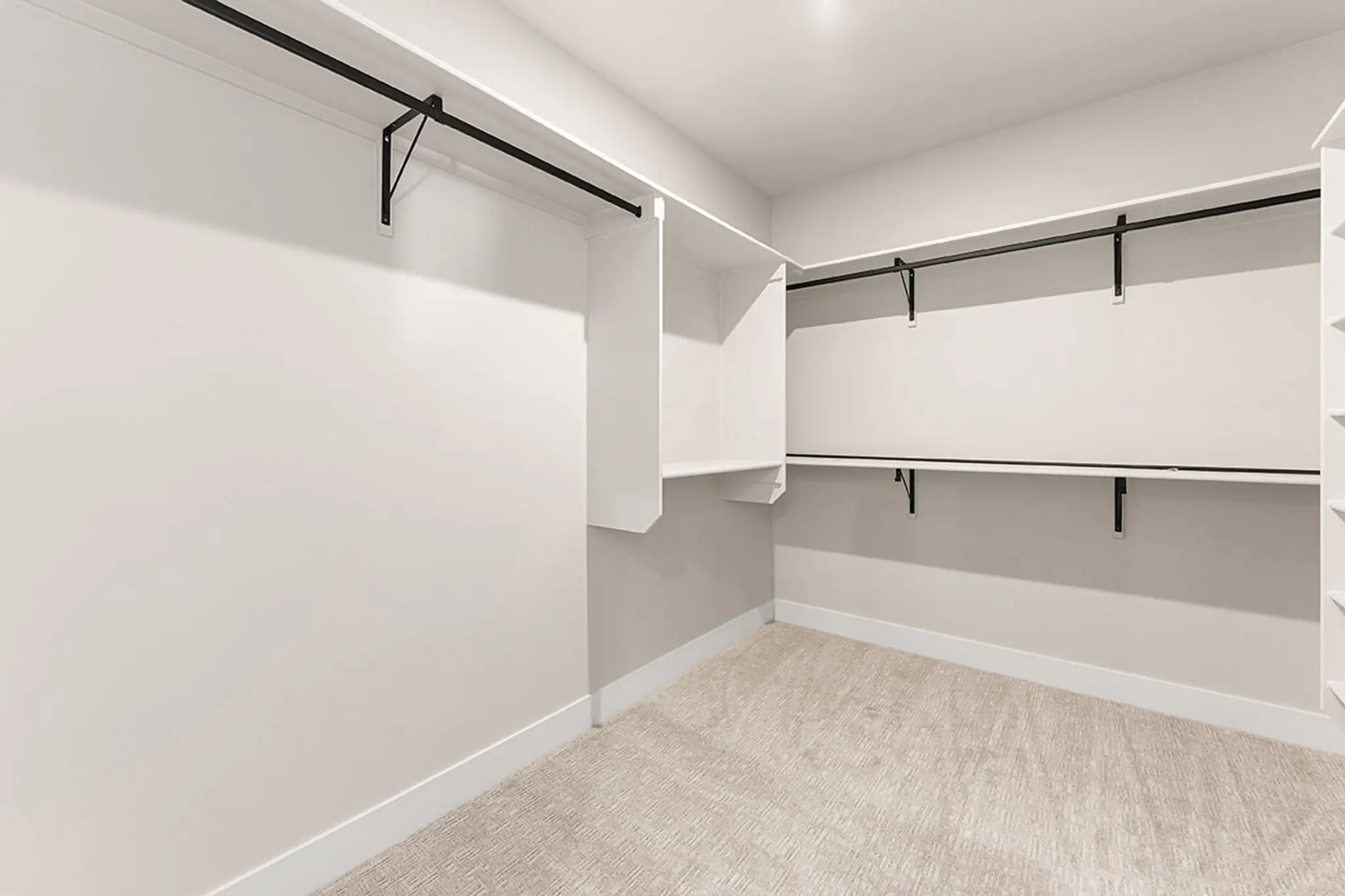 Osprey - Interior Photo 39