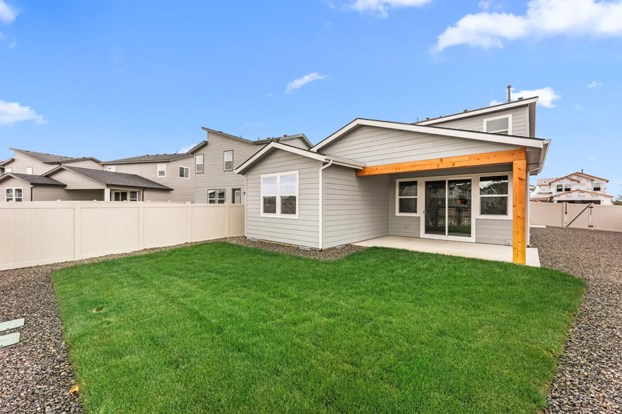 Starling - Exterior Photo 6