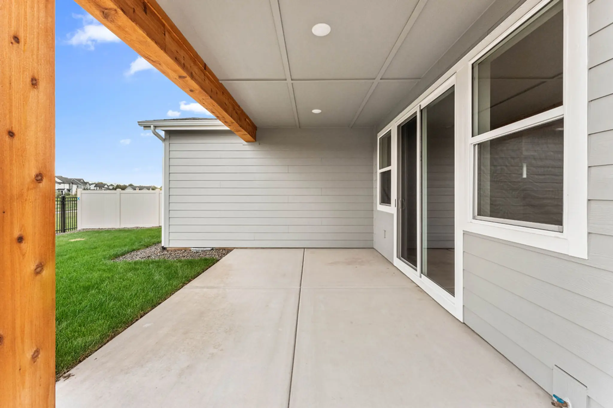Starling - Exterior Photo 4