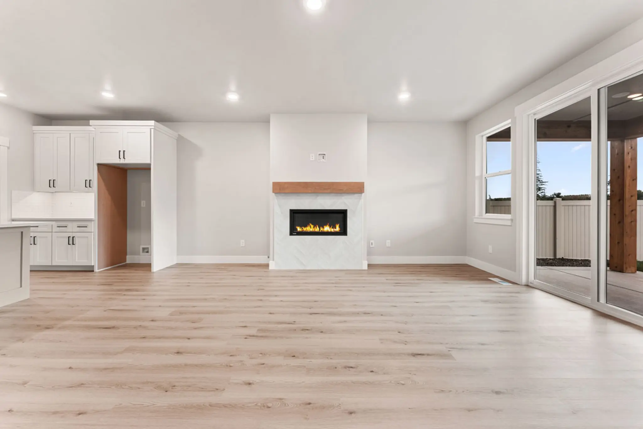 Starling - Interior Photo 13