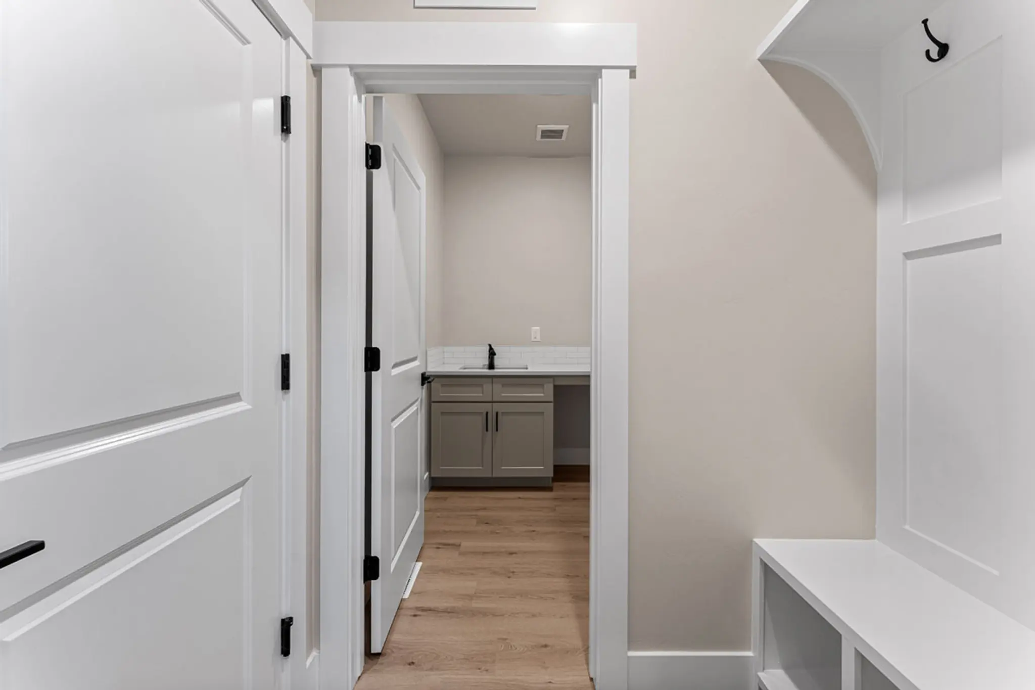 Starling - Interior Photo 23