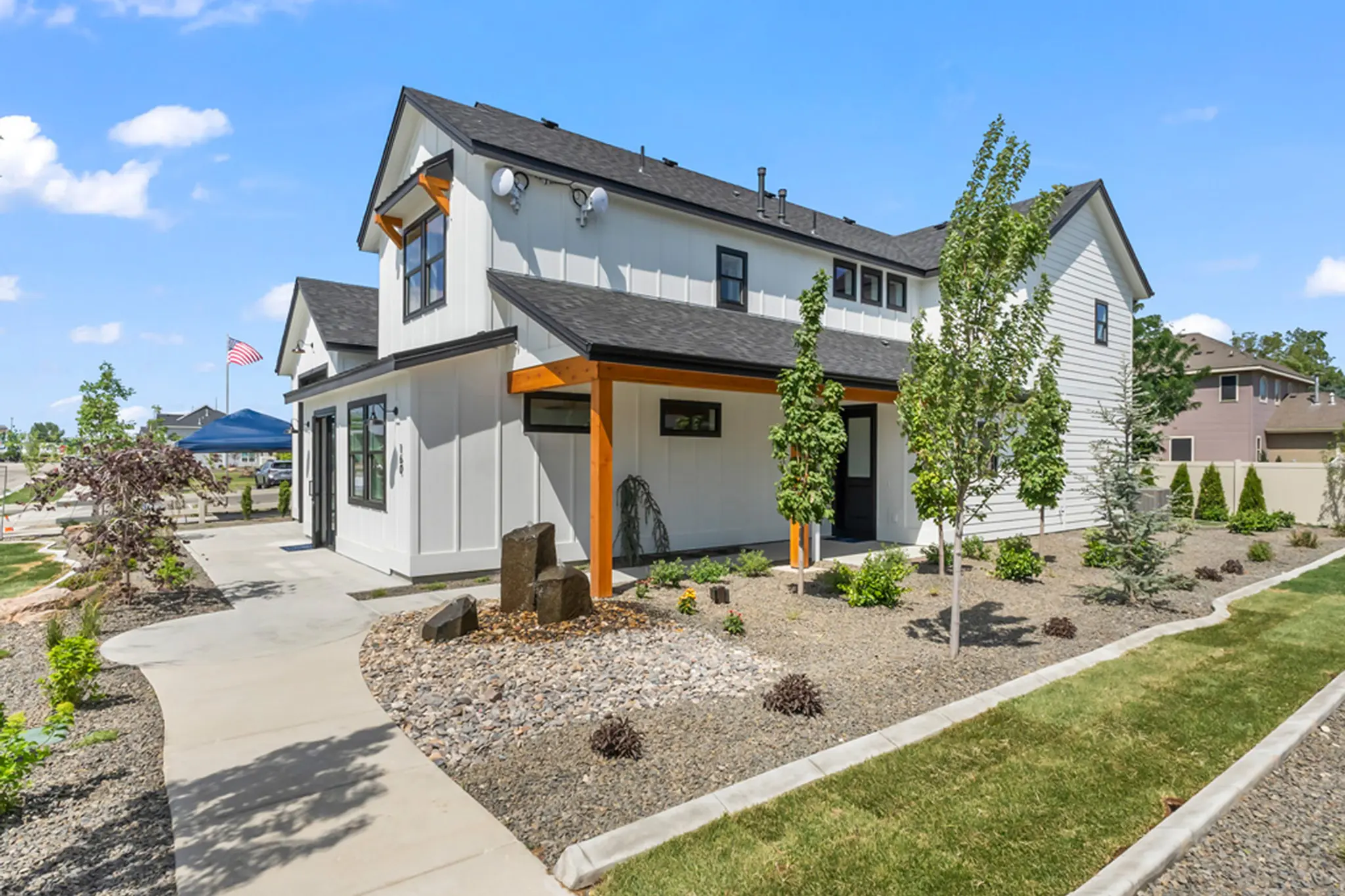 Thumbnail - 221 S. Turner Ave
